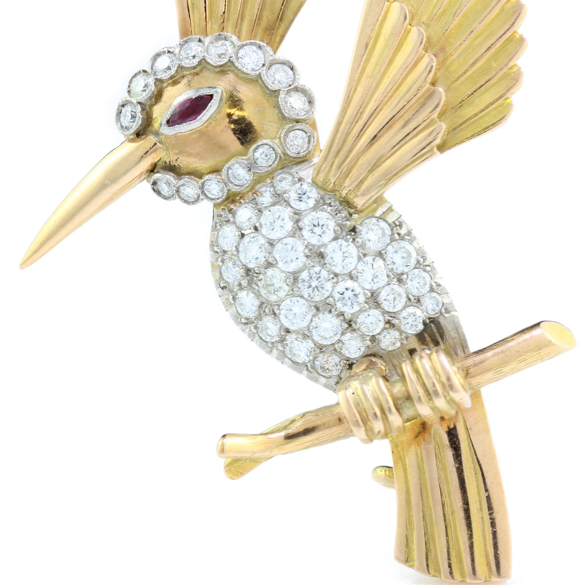 Round Cut 18kt Yellow Gold Hummingbird Brooch with Ruby Eye and Diamonds