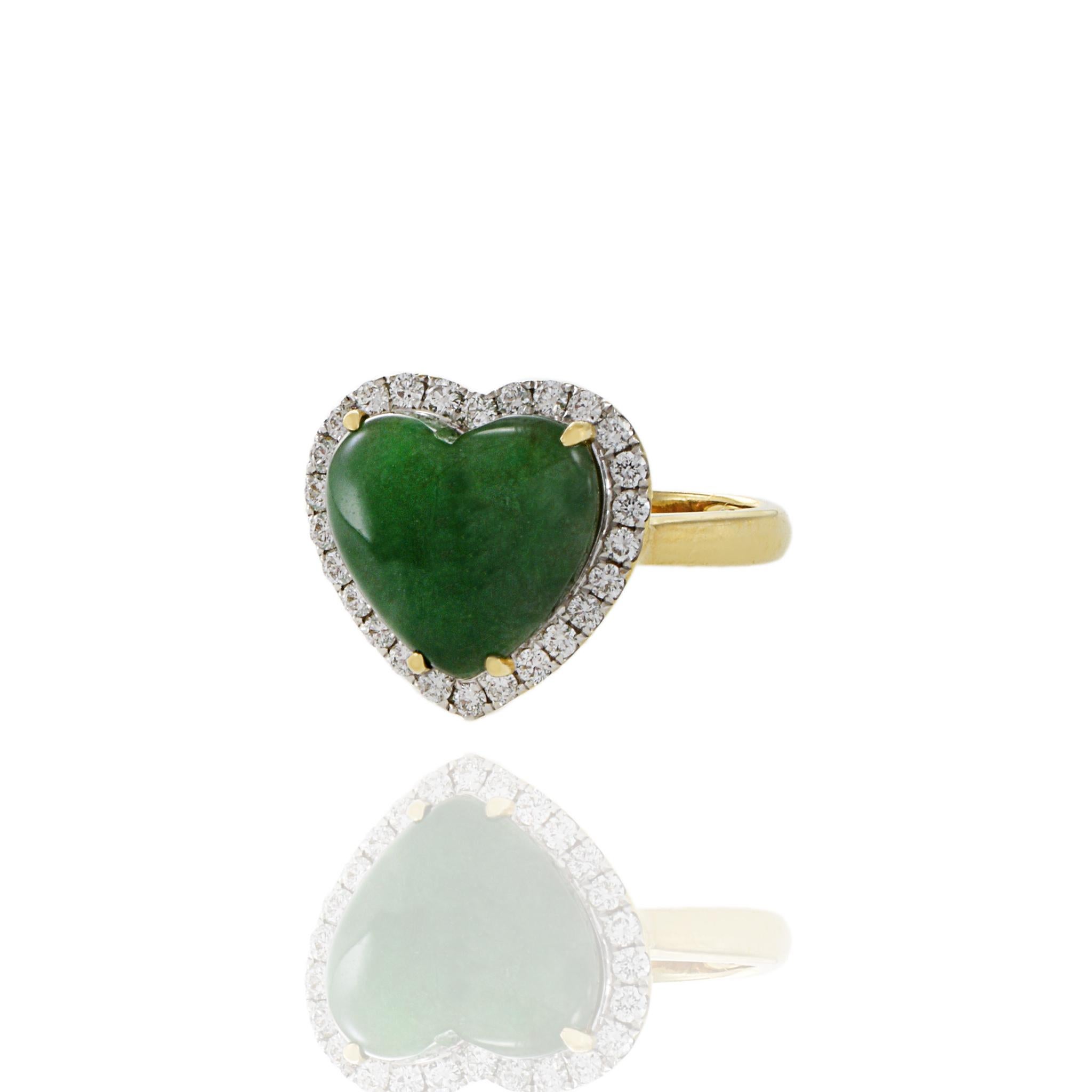 Women's or Men's 18KT Yellow Gold Jade And Diamond Heart Ring For Sale
