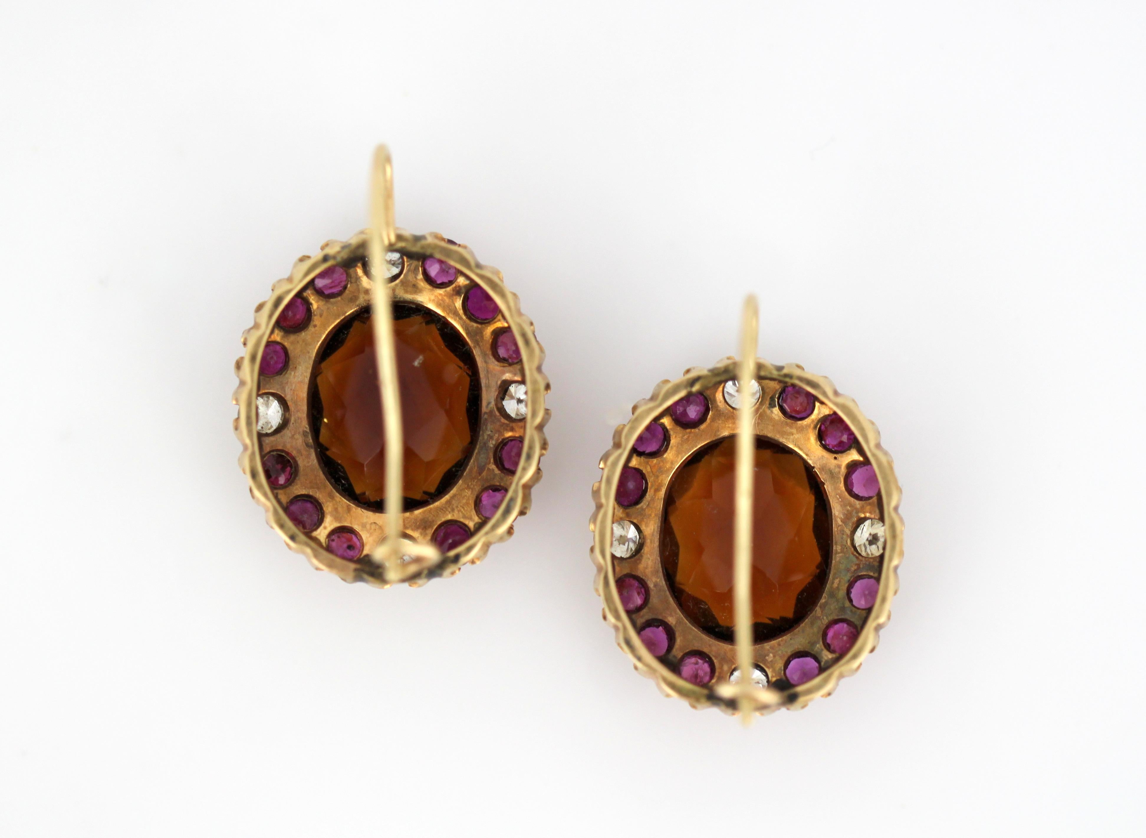 18kt Yellow Gold Ladies Clip-On Earrings with Garnets, Diamonds and Rubies, 1970 3