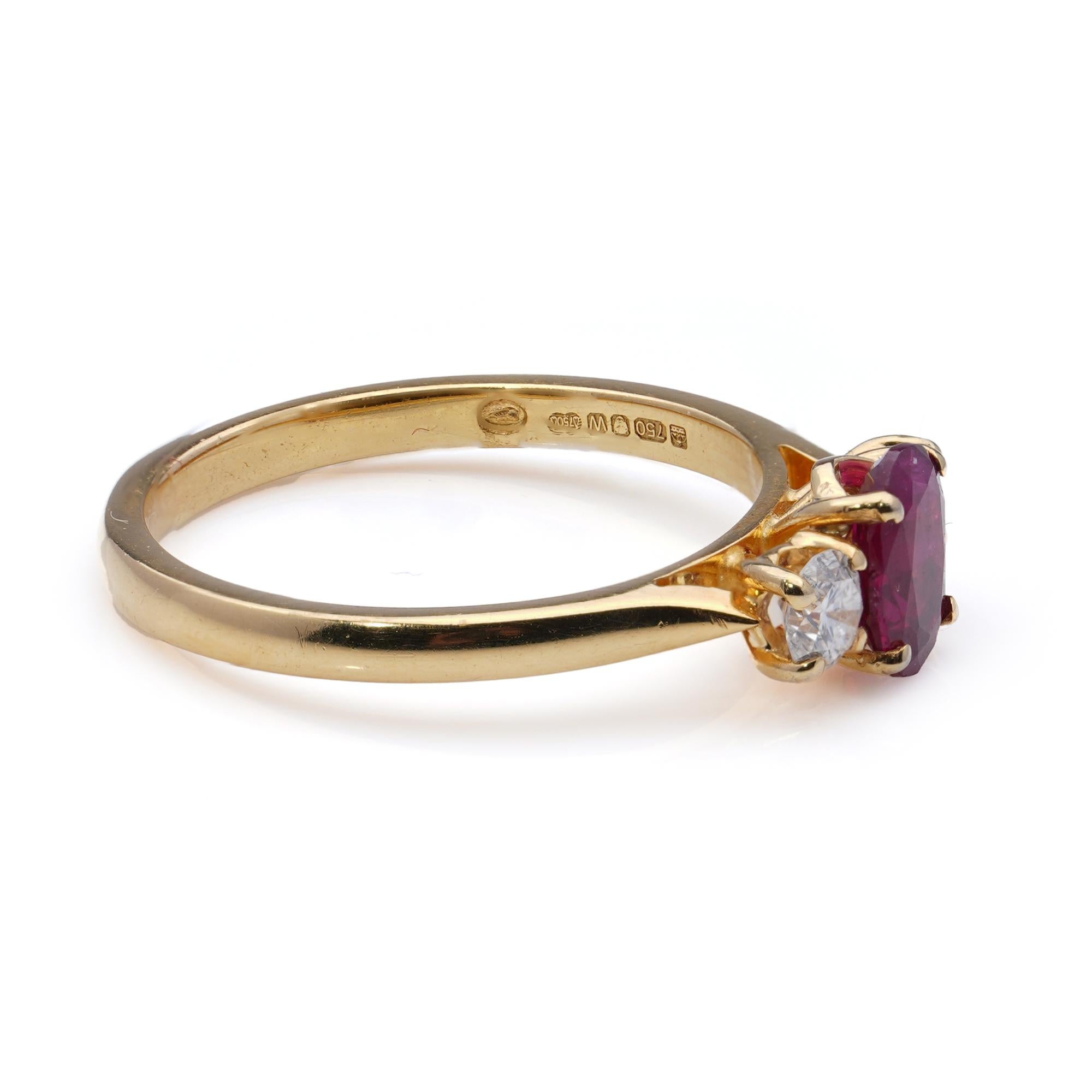 18kt. Yellow Gold Ladies Three-Stone Ring, Set with 0.50 Ct. Ruby For Sale 2
