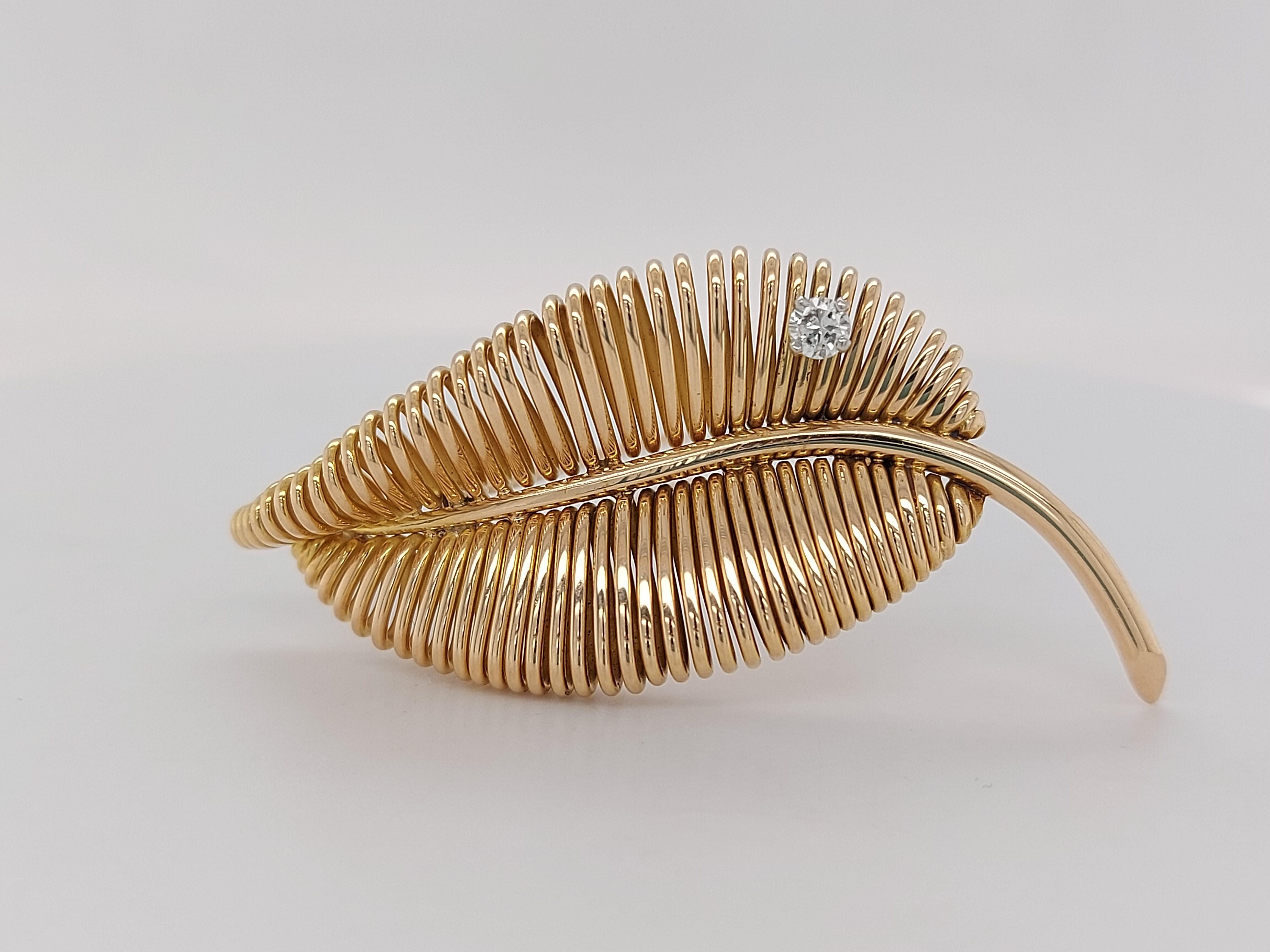 18 Karat Yellow Gold Mauboussin Paris Leaf Pin / Brooch from the 1940 For Sale 7