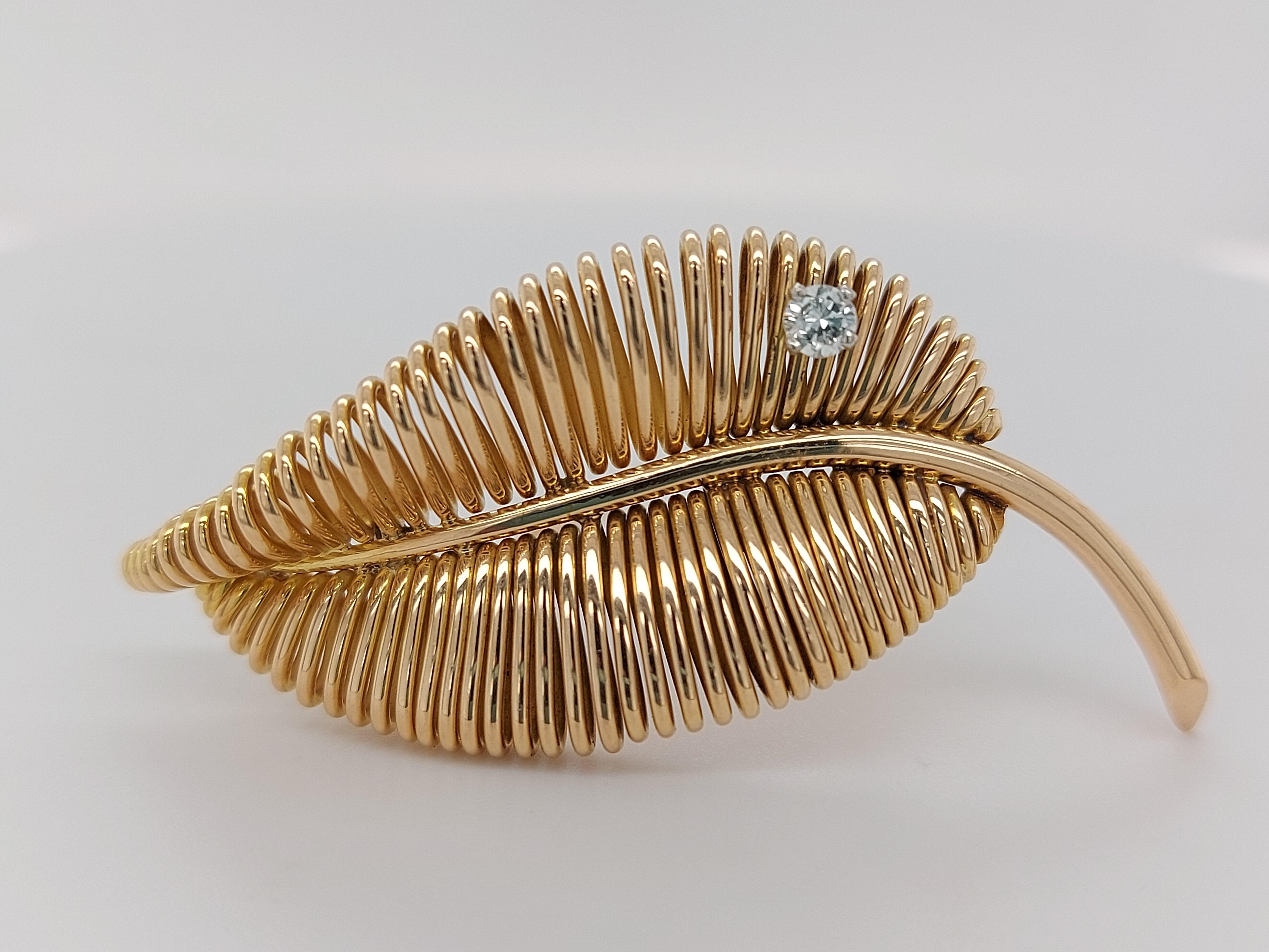 18 Karat Yellow Gold Mauboussin Paris Leaf Pin / Brooch from the 1940 For Sale 2