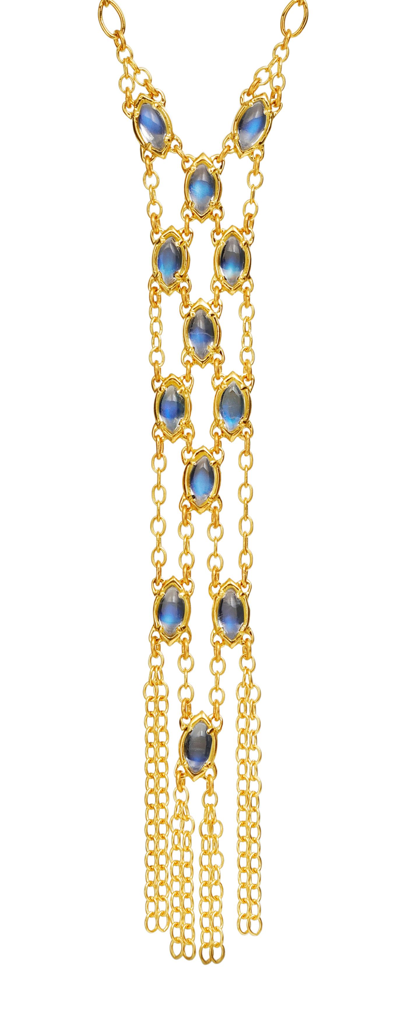 Marquise Cut 18kt Yellow Gold Mesh Chain Necklace with Moonstone Marquise Cabochon For Sale
