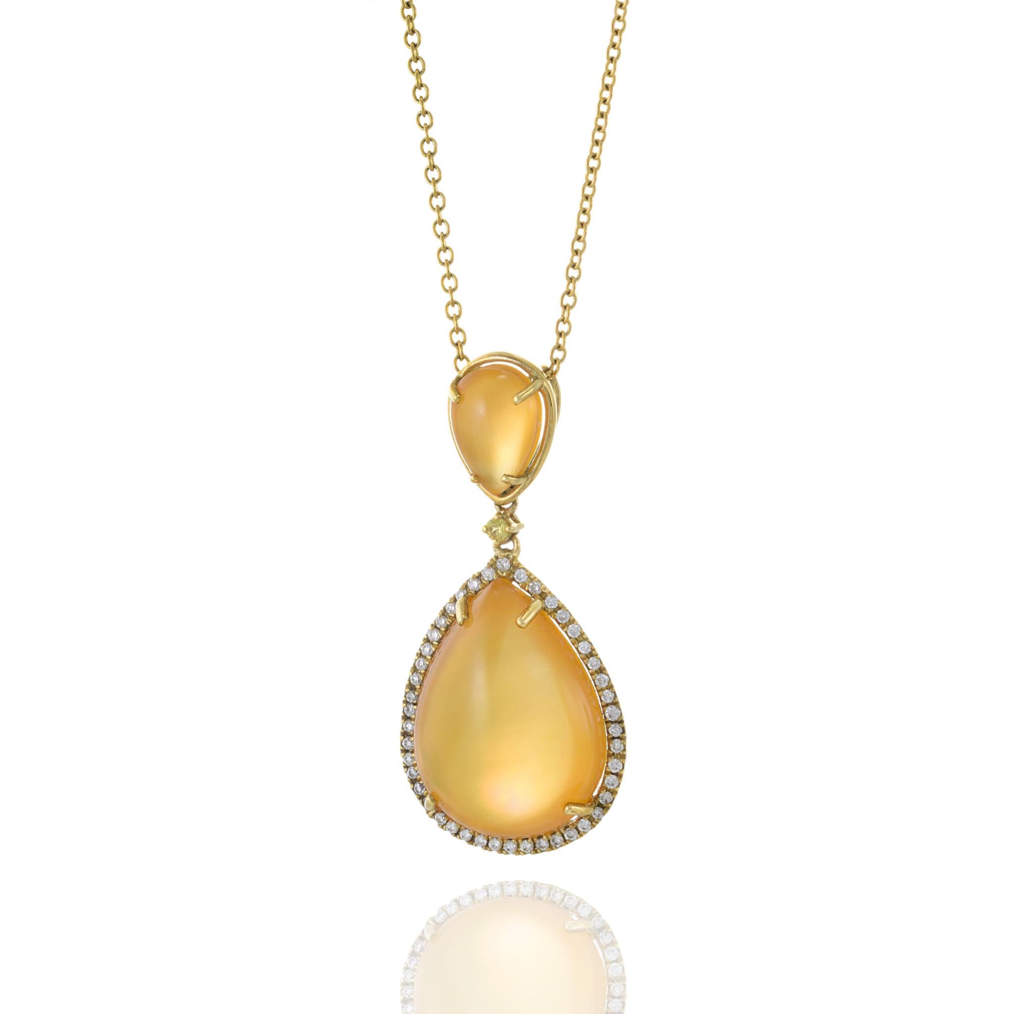 Round Cut 18KT Yellow Gold Mother Of Pearl, Lemon Citrine And Diamond Necklace For Sale