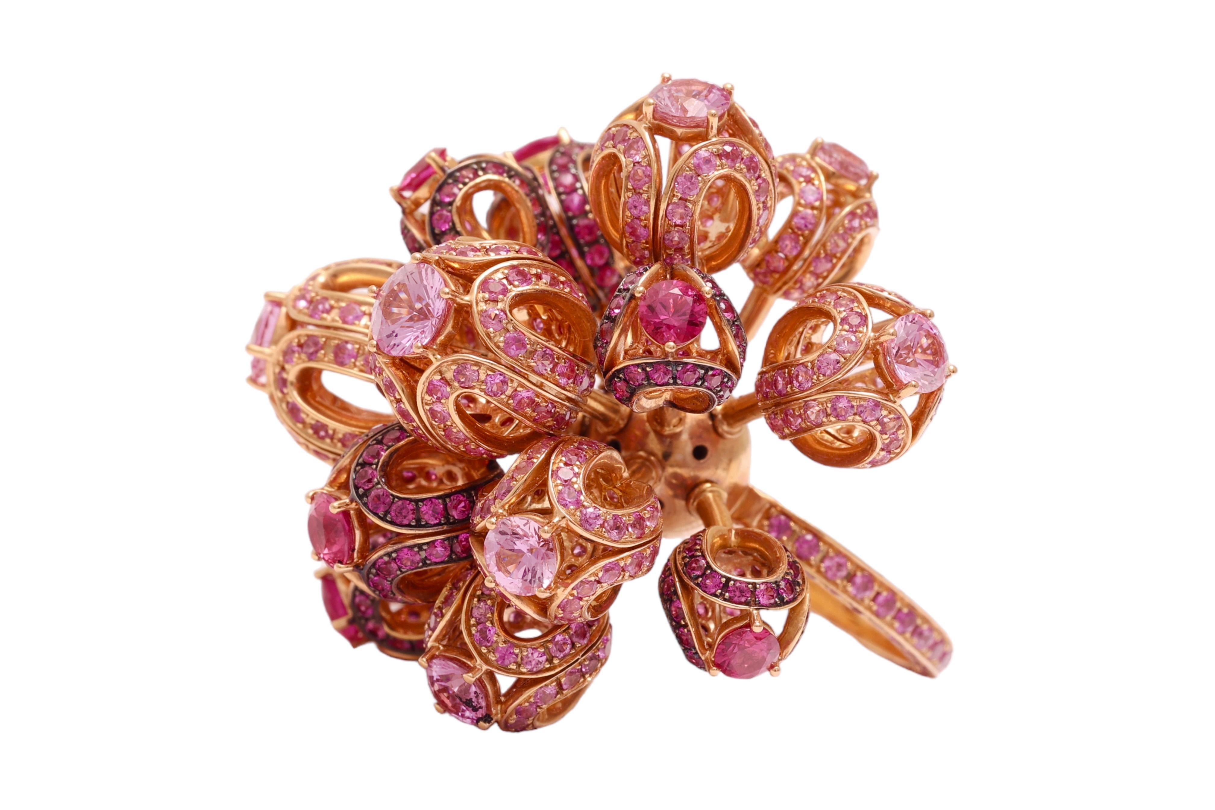 Artisan 18kt Yellow Gold Moving Flower Ring with 15.65 ct Pink Sapphires For Sale