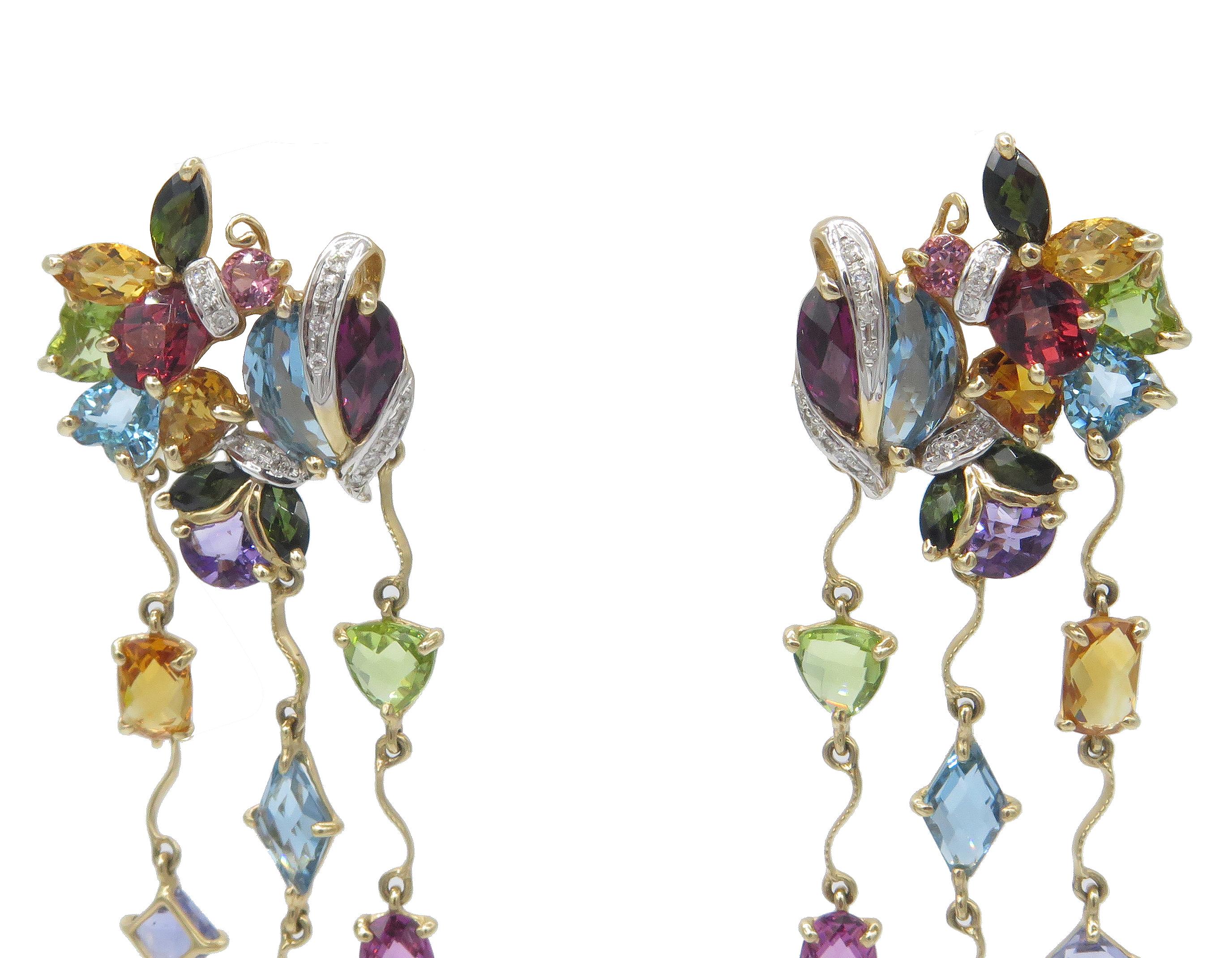 Ein, schönes Paar von 18kt Gelbgold Diamant und Multi-Stein-Ohrringg.  Dieses hübsche Paar Ohrringe ist aus wunderschönem poliertem 18-karätigem Gelbgold gefertigt.  Diese hübschen Diamant-Ohrringe kommen auch in einer Suite mit einem schönen 3,4 