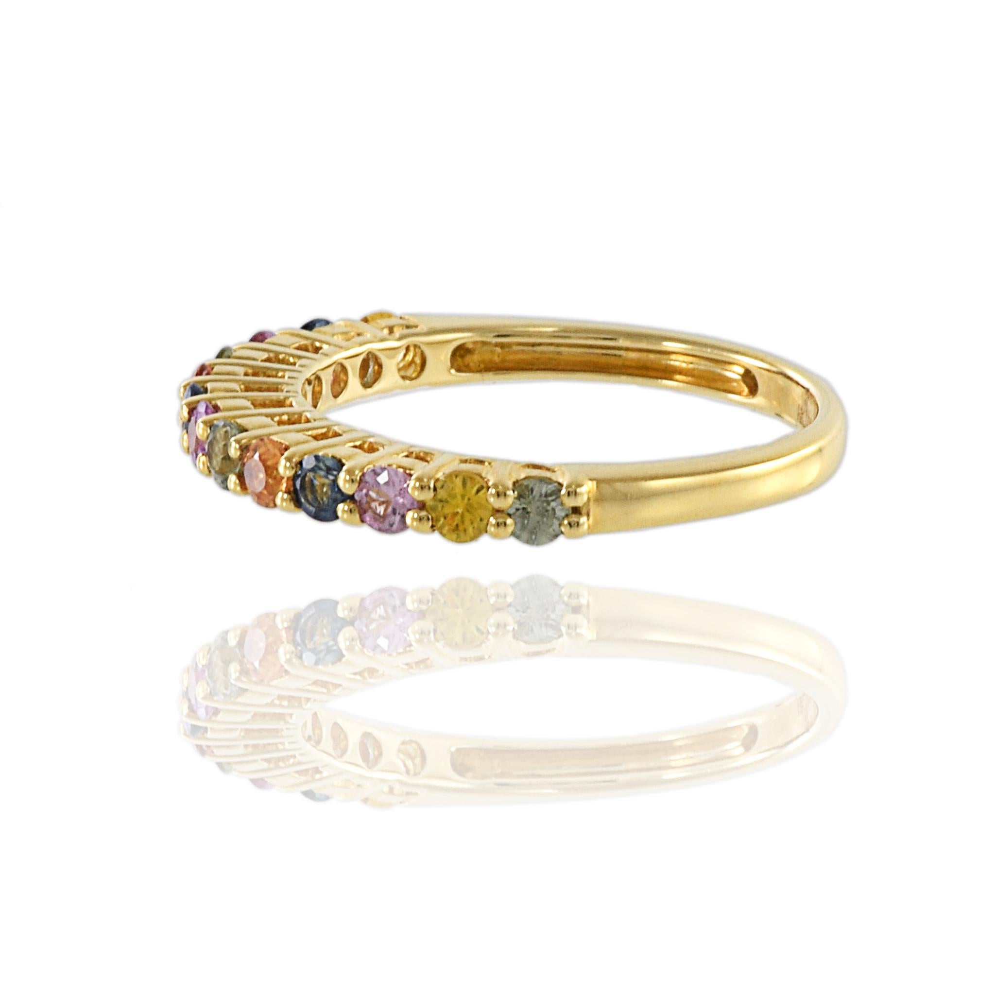 Taglio rotondo Fascia con zaffiro multicolore in oro giallo 18KT in vendita