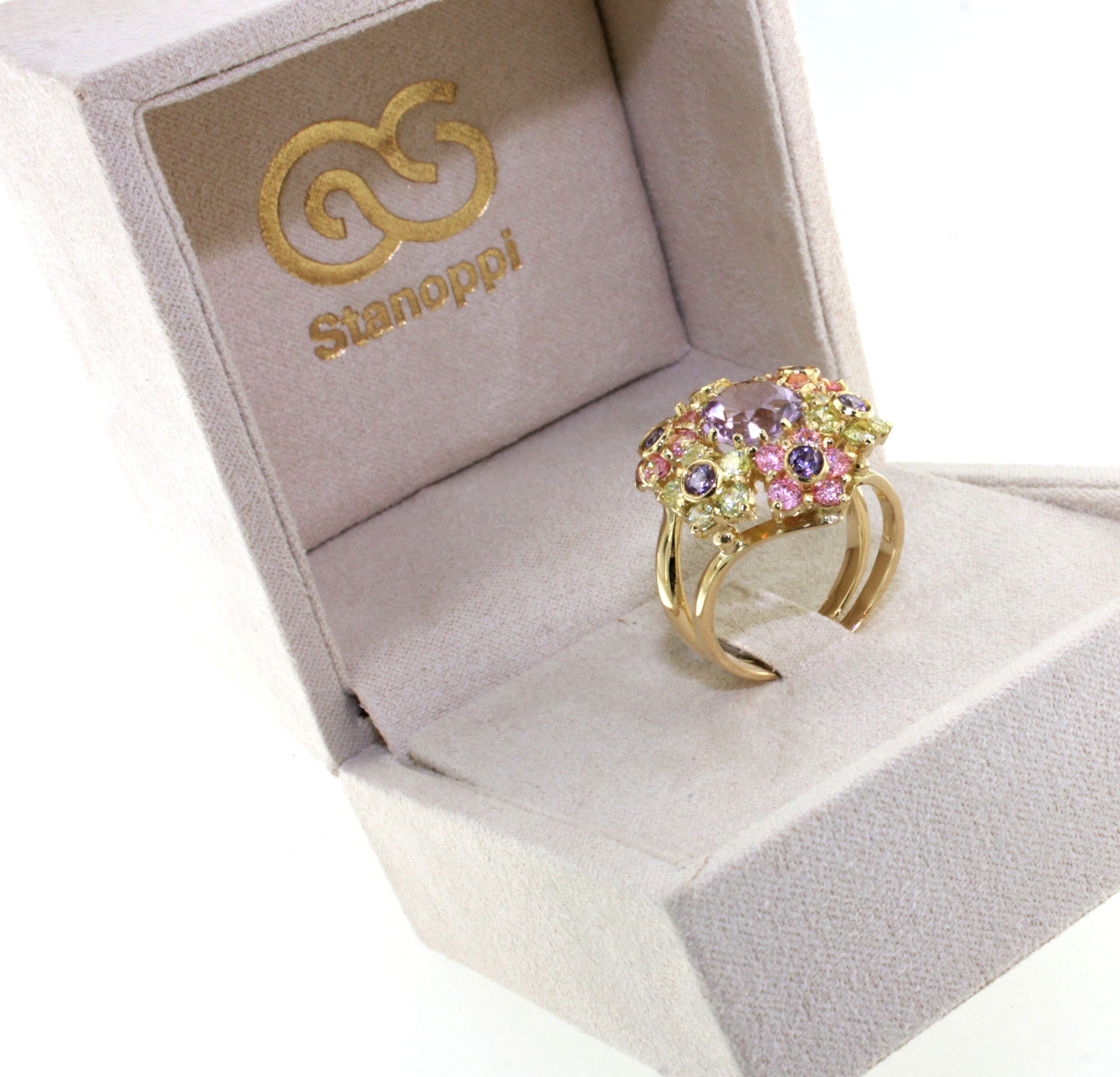 18Kt Yellow Gold Multi Colour Stones  Fashion Cocktail  Modern Ring For Sale 7