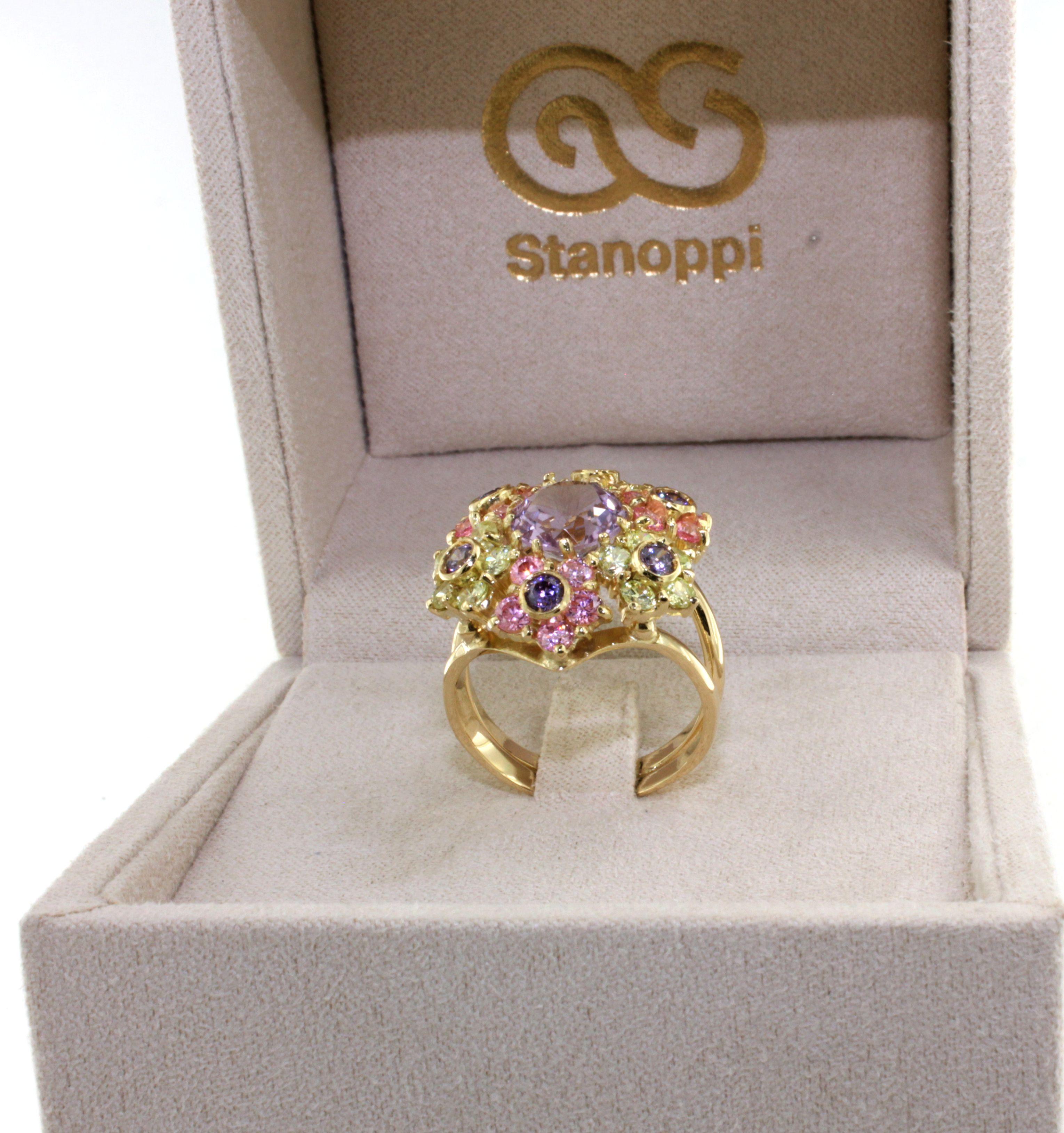 18Kt Yellow Gold Multi Colour Stones  Fashion Cocktail  Modern Ring For Sale 3