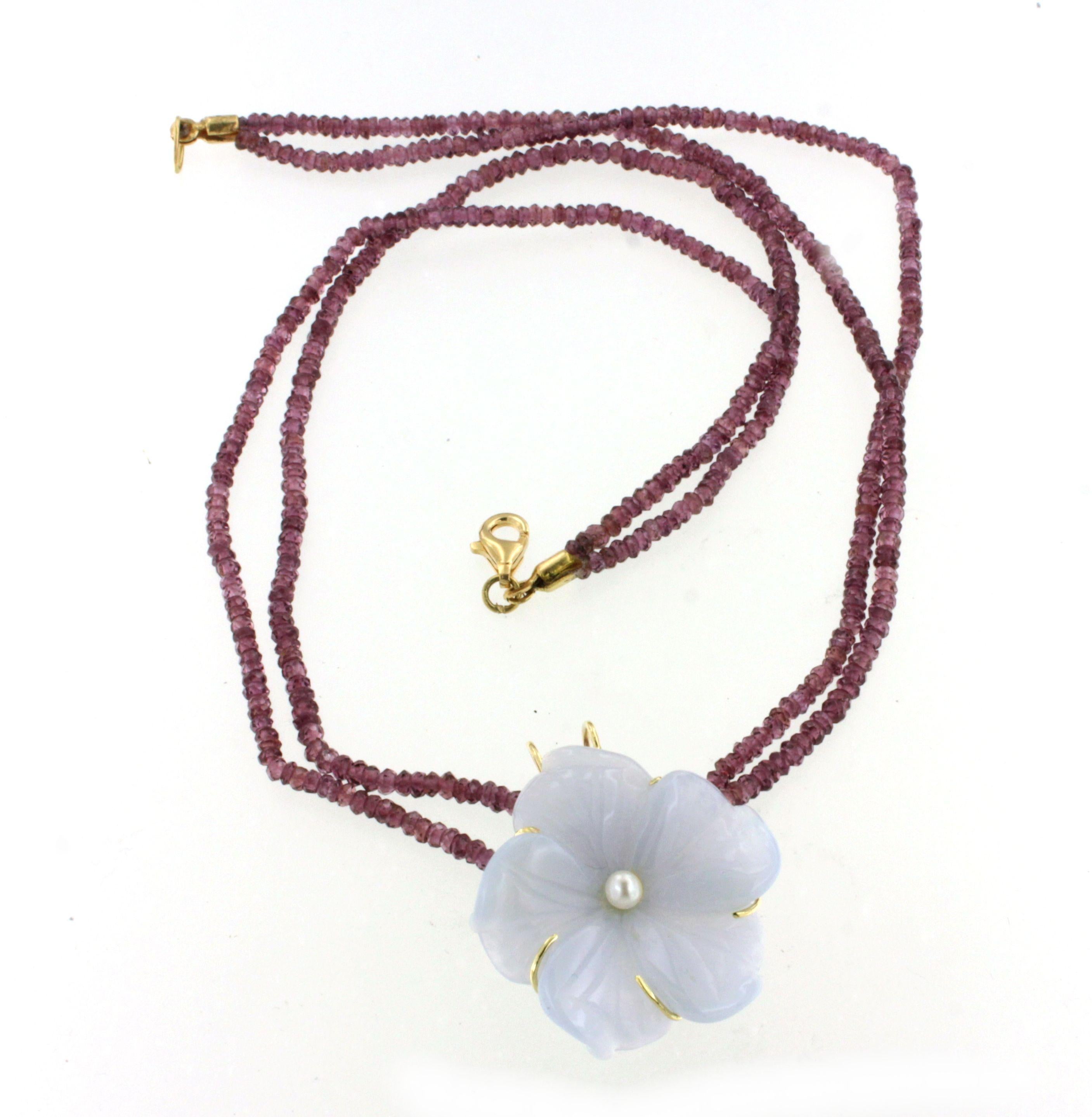 Collier pendentif cocktail élégant en or jaune 18Kt avec Natural Elegance Stone Unisexe en vente