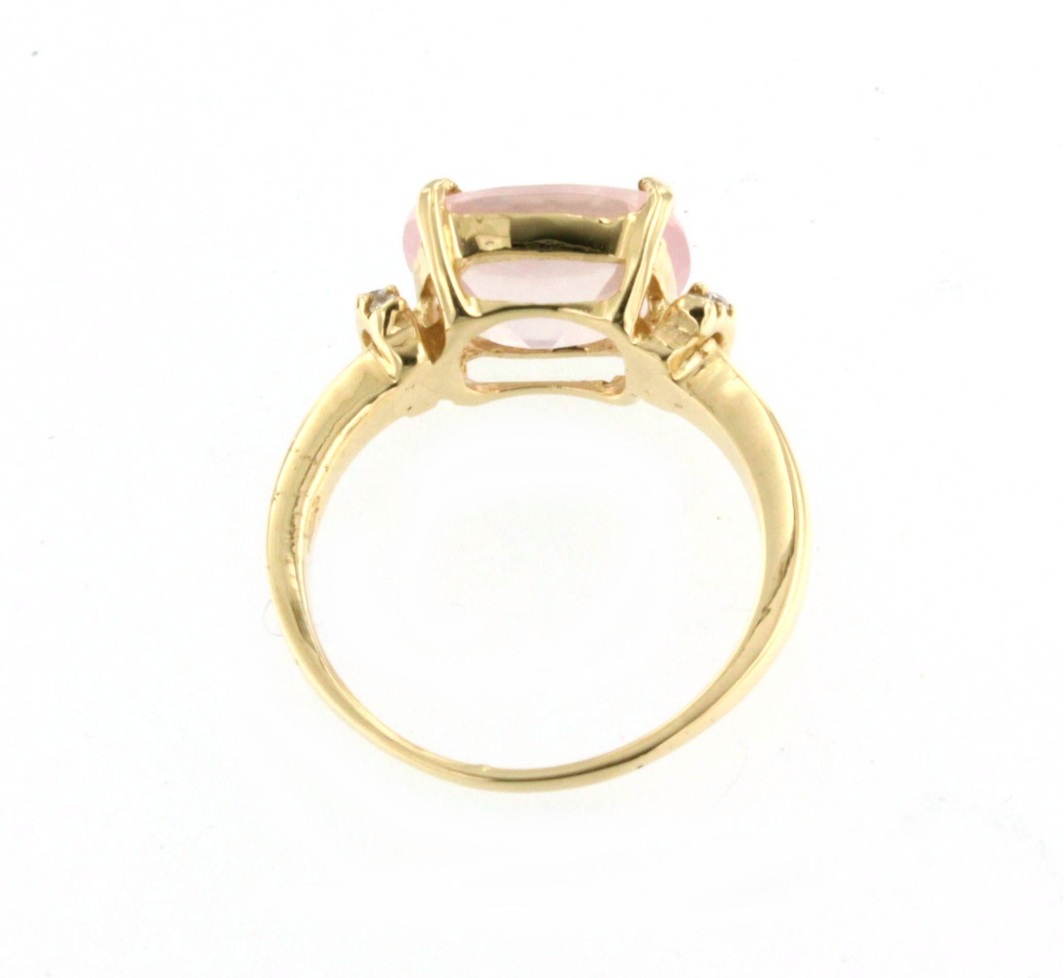 Contemporain Bague cocktail à la mode élégante en or jaune 18 carats avec pierres naturelles et diamants blancs en vente