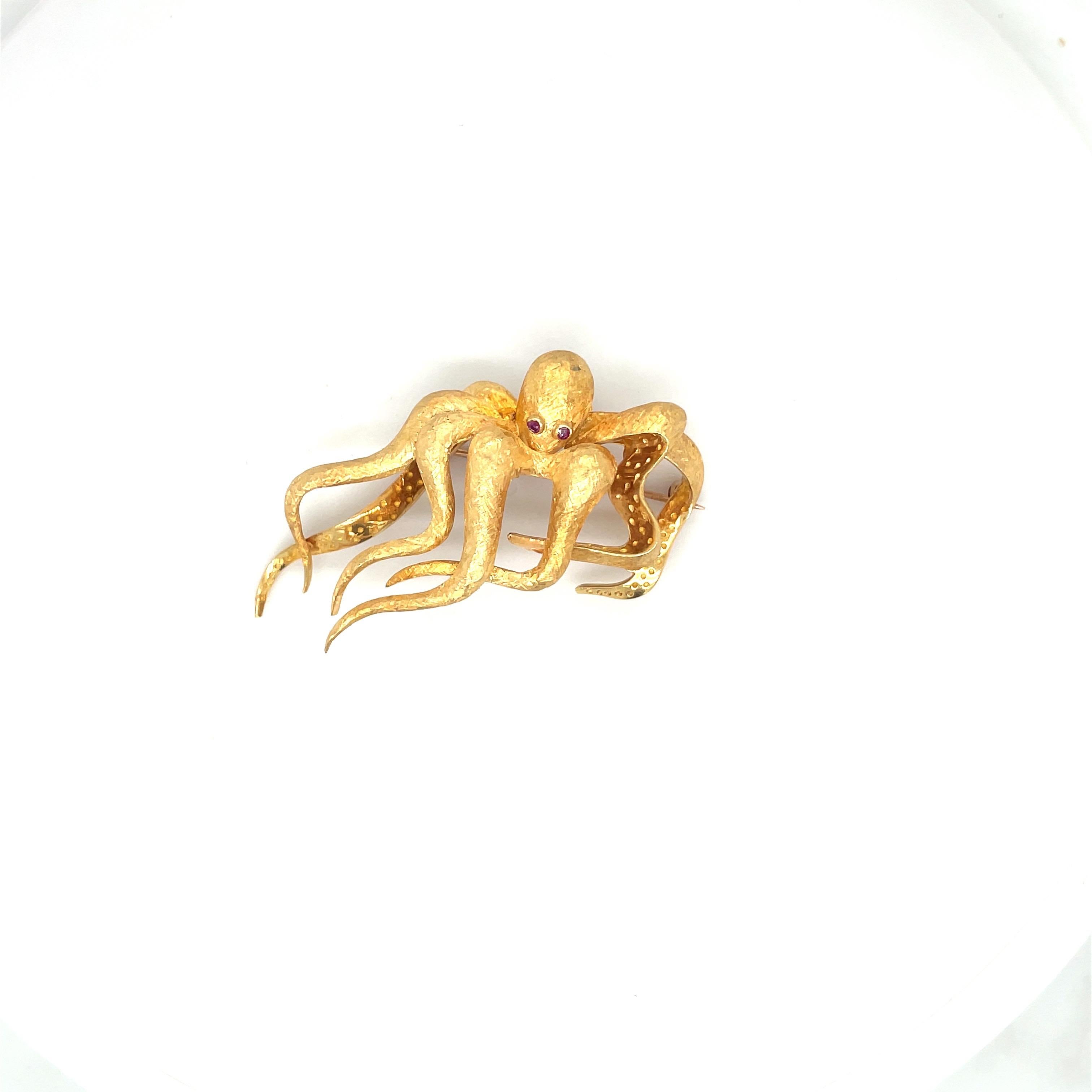 Retro 18KT Yellow Gold Octopus Brooch with Ruby Eyes For Sale