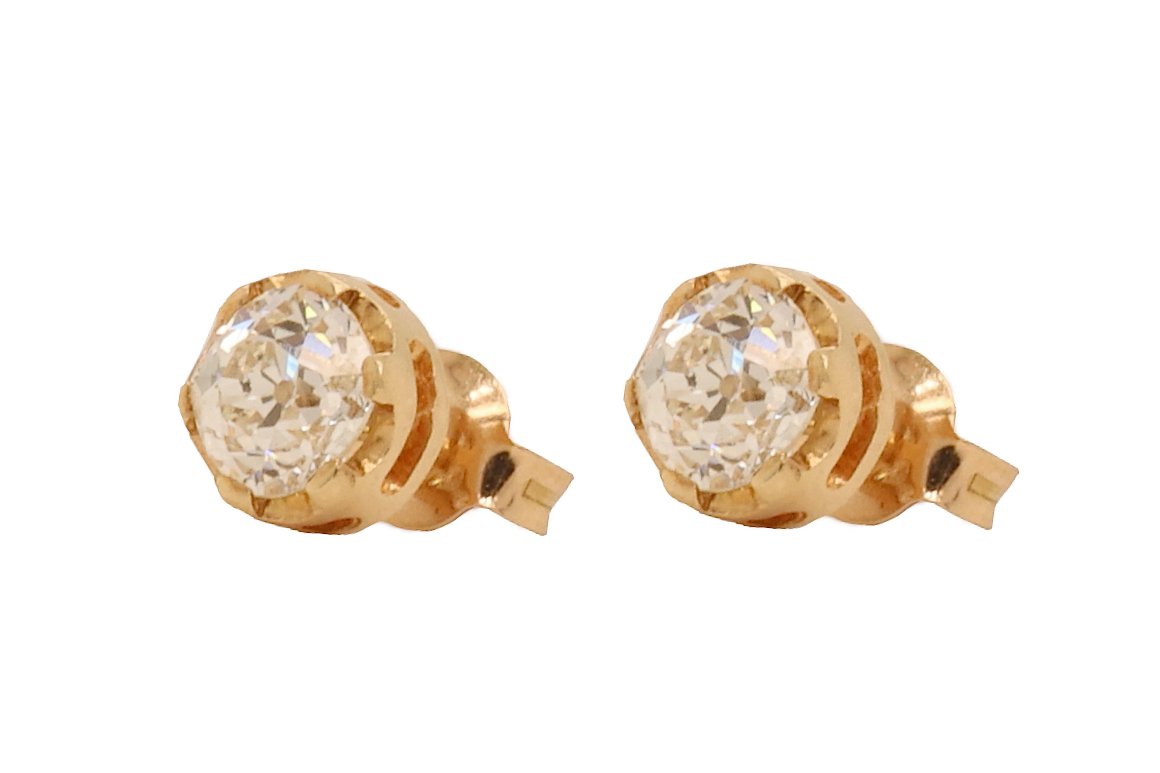 18 Karat Yellow Gold Old Mine Diamond Stud Earrings Together 2 Carat For Sale 4