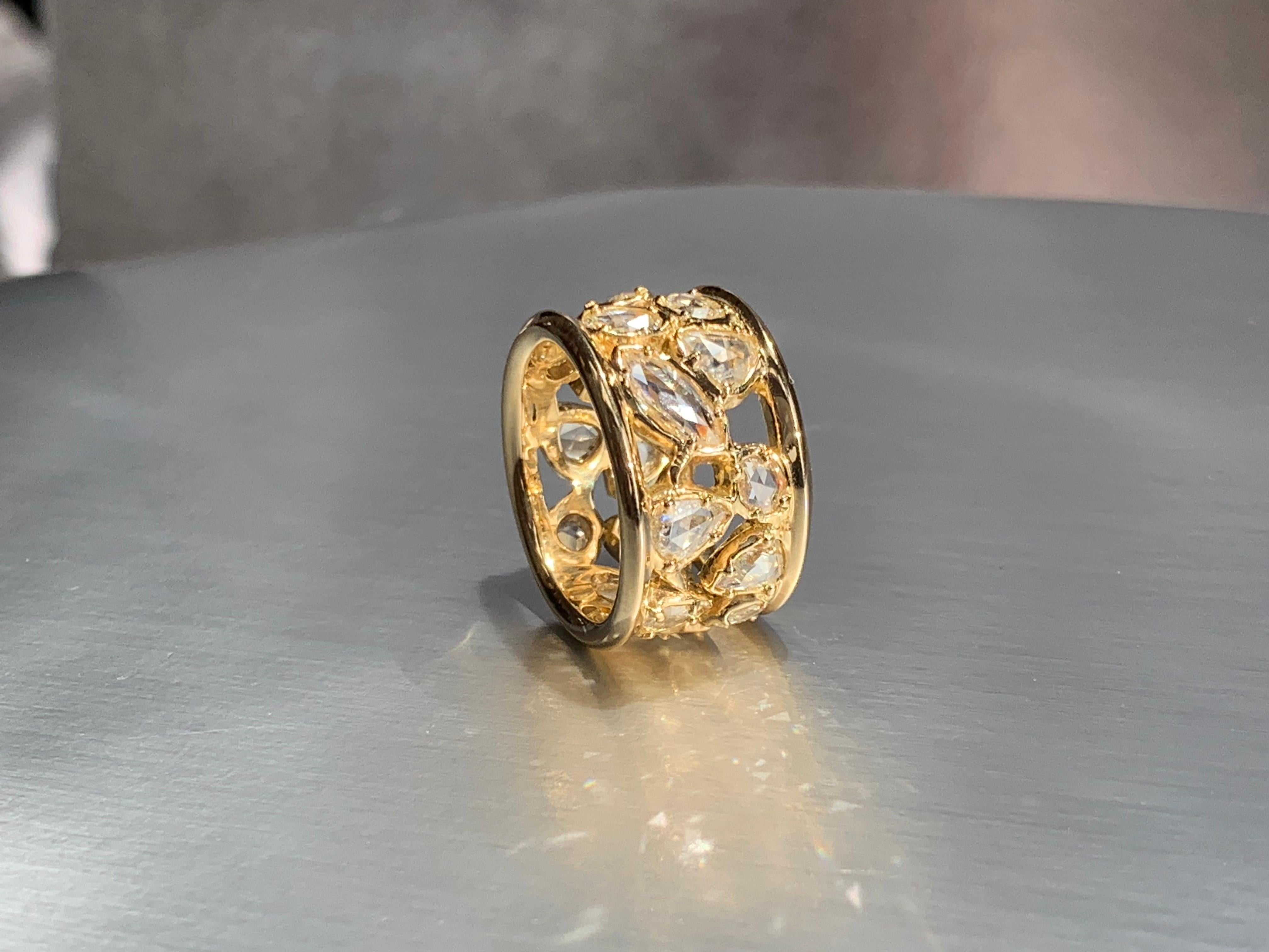 18kt Yellow Gold OOAK Open-Work Wide Band Ring with White Rose Cut Diamonds For Sale 8