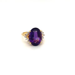 18kt Yellow Gold Oval Amethyst 7.24ct. & Diamond 0.76ct. Ring