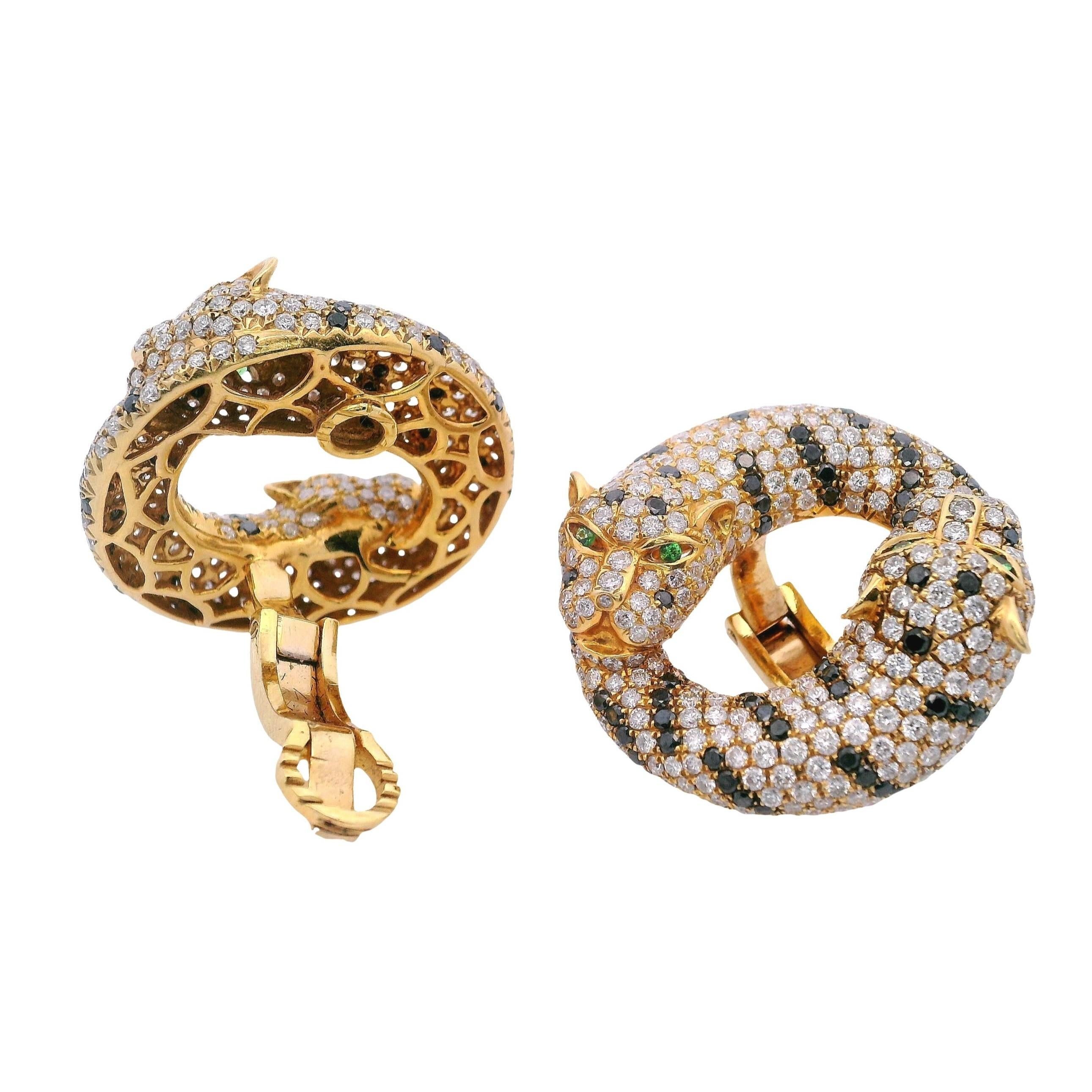 Femenino o masculino Pendientes Panthere de oro amarillo de 18 quilates con 10,86 quilates de diamantes blancos y negros en venta
