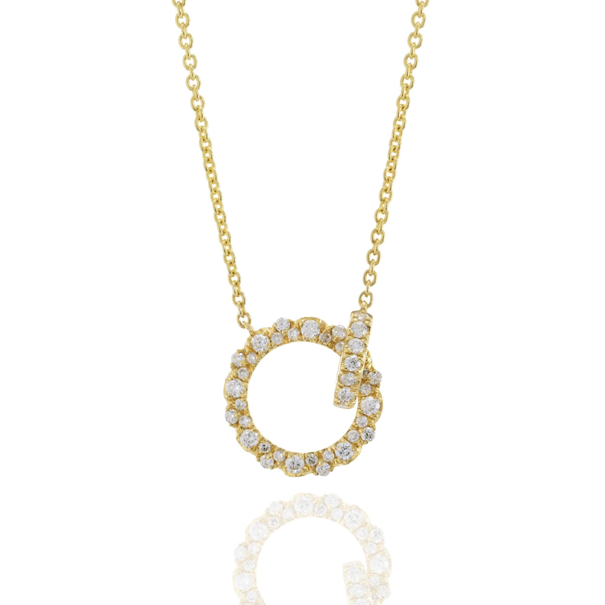 Moderno Ciondolo in oro giallo 18KT Cerchio dell'eternità con diamante e serratura di diamanti in vendita