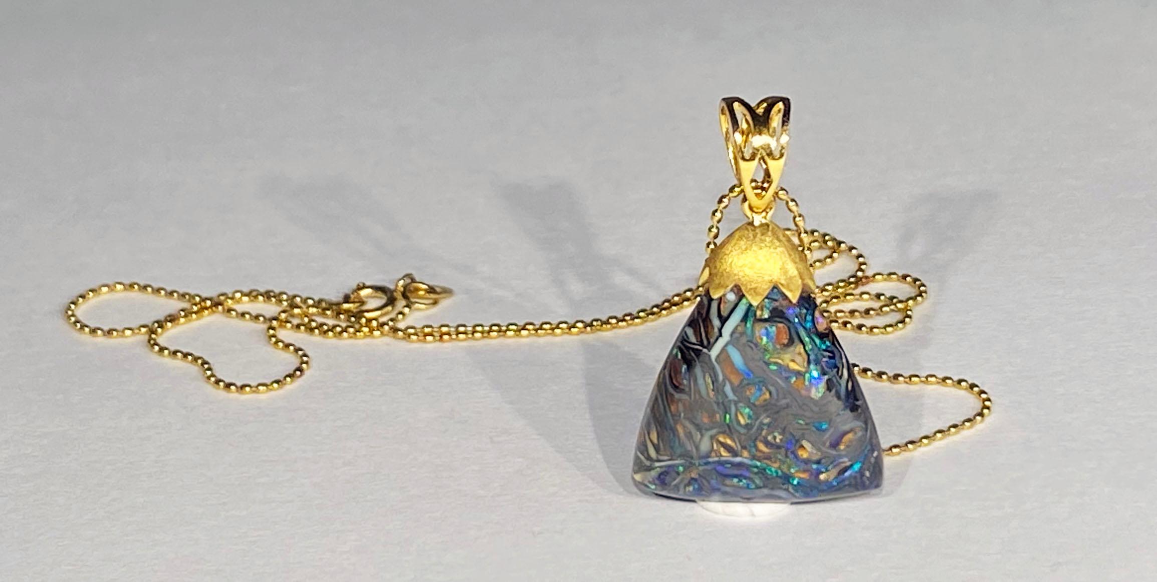 An Australian Boulder Opal Pendant set in 18kt Yellow Gold. For Sale 8