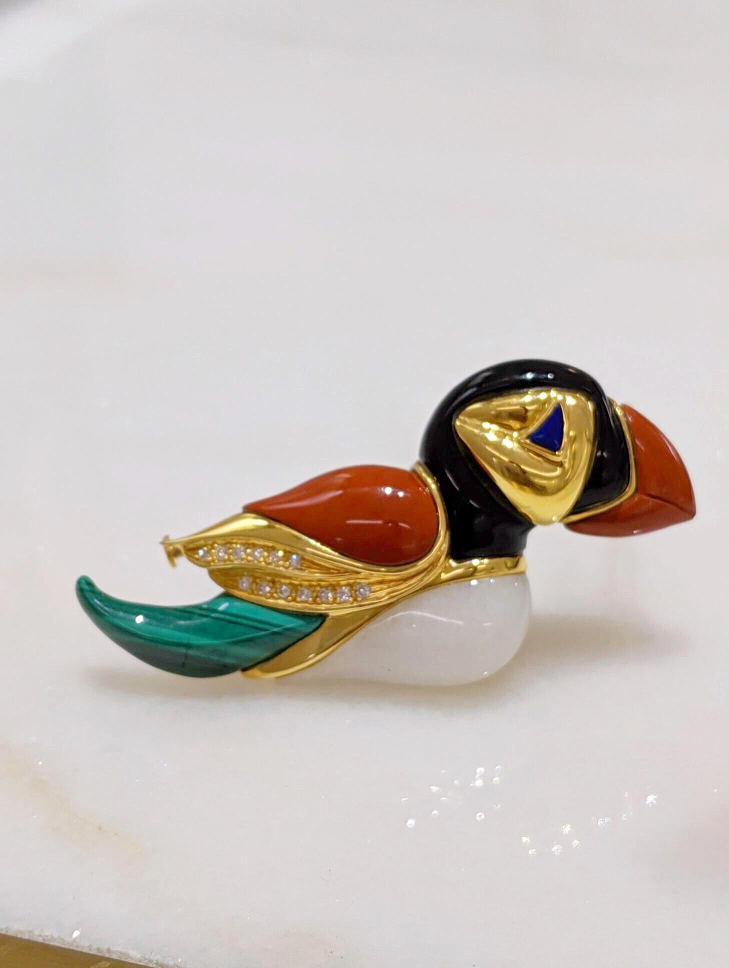 18 Karat Gold Puffin Brooch with Diamonds, Onyx, Jasper, Agate and Malachite In New Condition In New York, NY