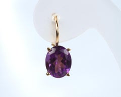 18 Karat Yellow Gold Purple Oval Amethyst Earrings