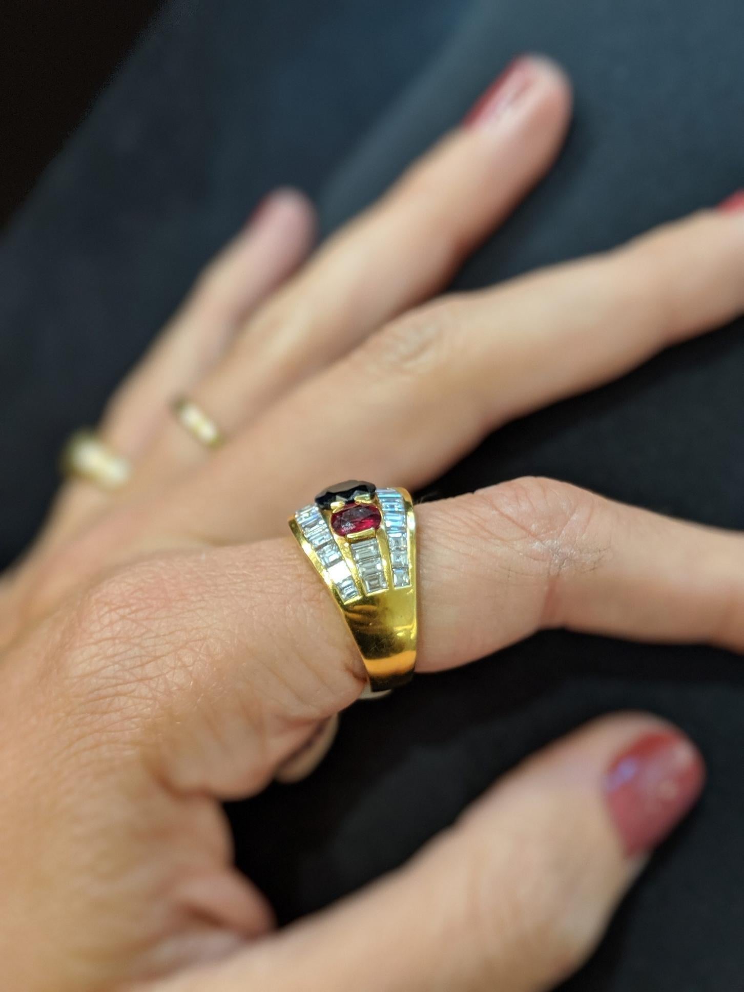 Oval Cut 18 Karat Gold Ring, 1.53 Carat Oval Blue Sapphire, with Rubies and Diamonds For Sale