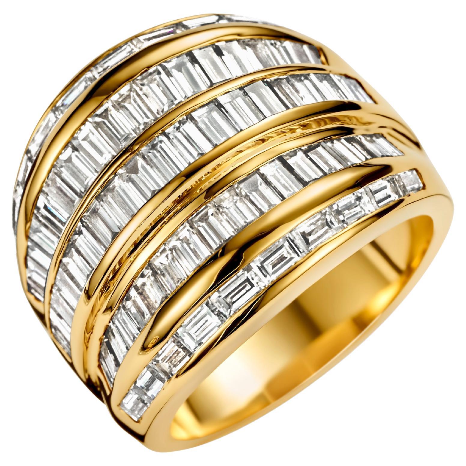 18kt Yellow Gold Ring 4.5 Carat, Baguette Cut Diamonds, Estate Sultan Oman