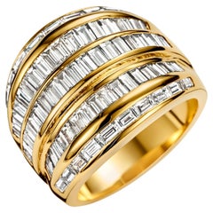 Vintage 18kt Yellow Gold Ring 4.5 Carat, Baguette Cut Diamonds, Estate Sultan Oman