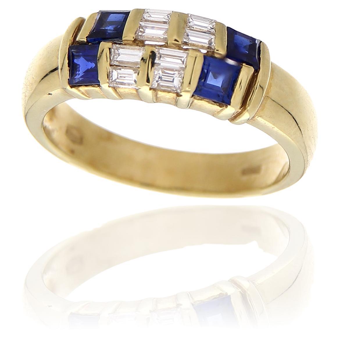 18kt Yellow Gold Ring Blue Sapphires 0.70 Ct & White Diamonds 0.28 For Sale