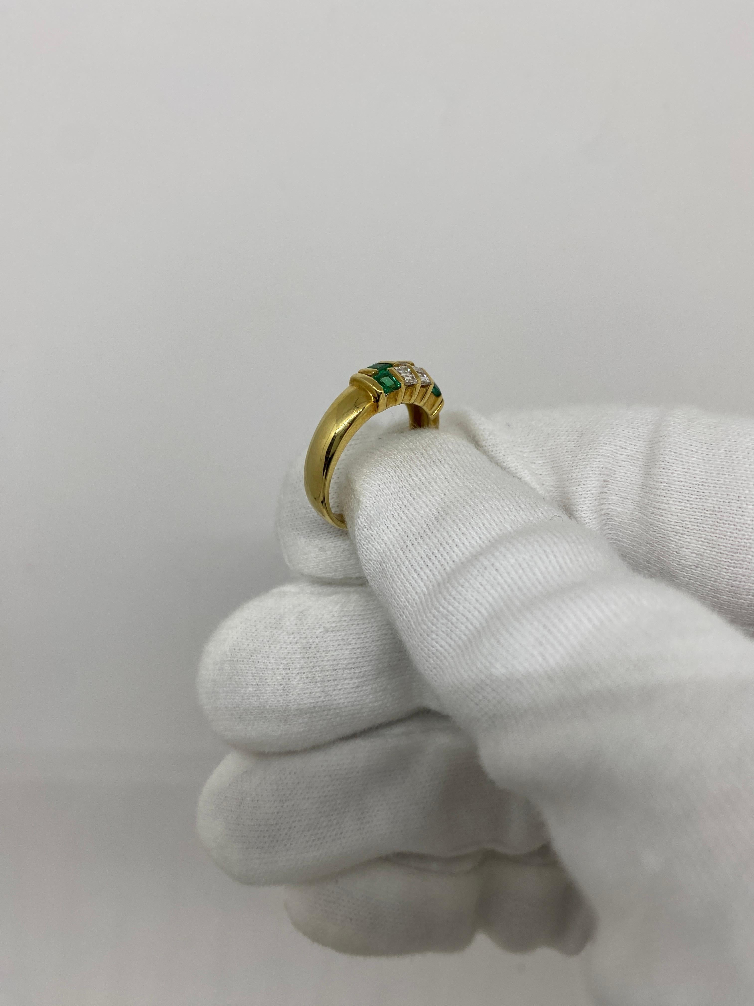 18 kt yellow gold ring with natural white diamonds 0.28 ct and natural emeralds 0.50 ct

Welcome to our jewelry collection, where every piece tells a story of timeless elegance and unparalleled craftsmanship. As a family-run business in Italy for