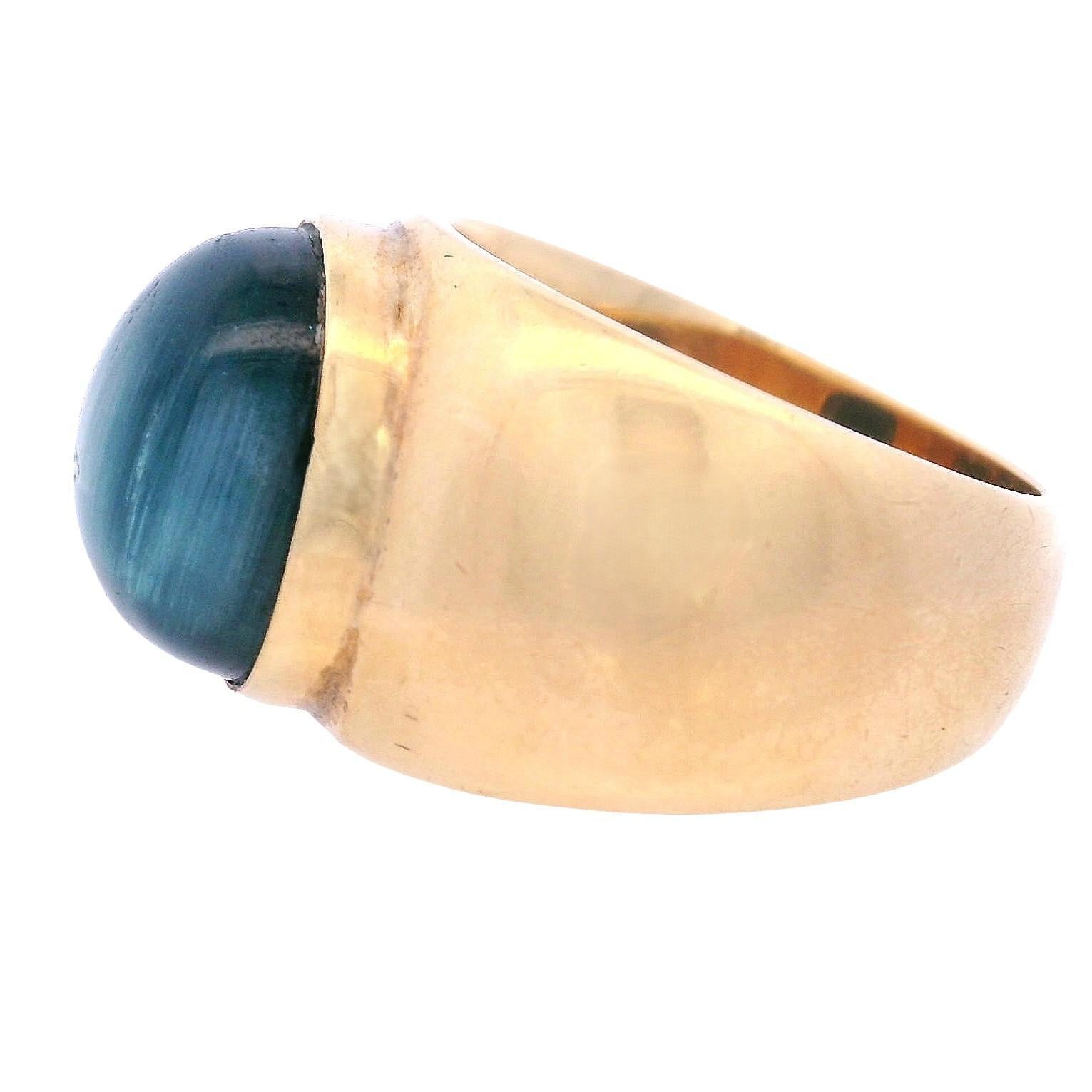 Bague en or jaune 18kt avec saphir bleu Cat Eye de 11,75 cts Unisexe en vente