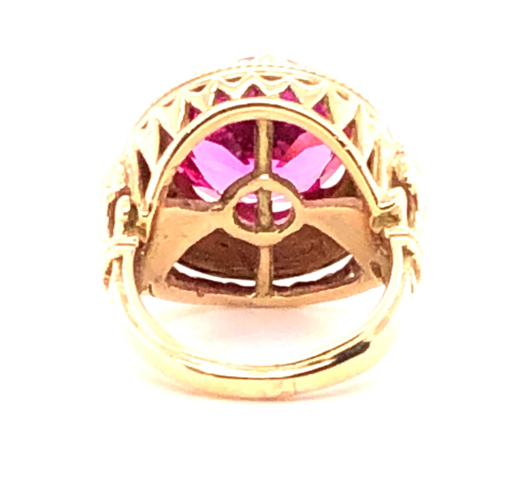 18 Karat Yellow Gold Ring with 15.50 Carat Synthetic Pink Sapphire In Good Condition In Towson, MD