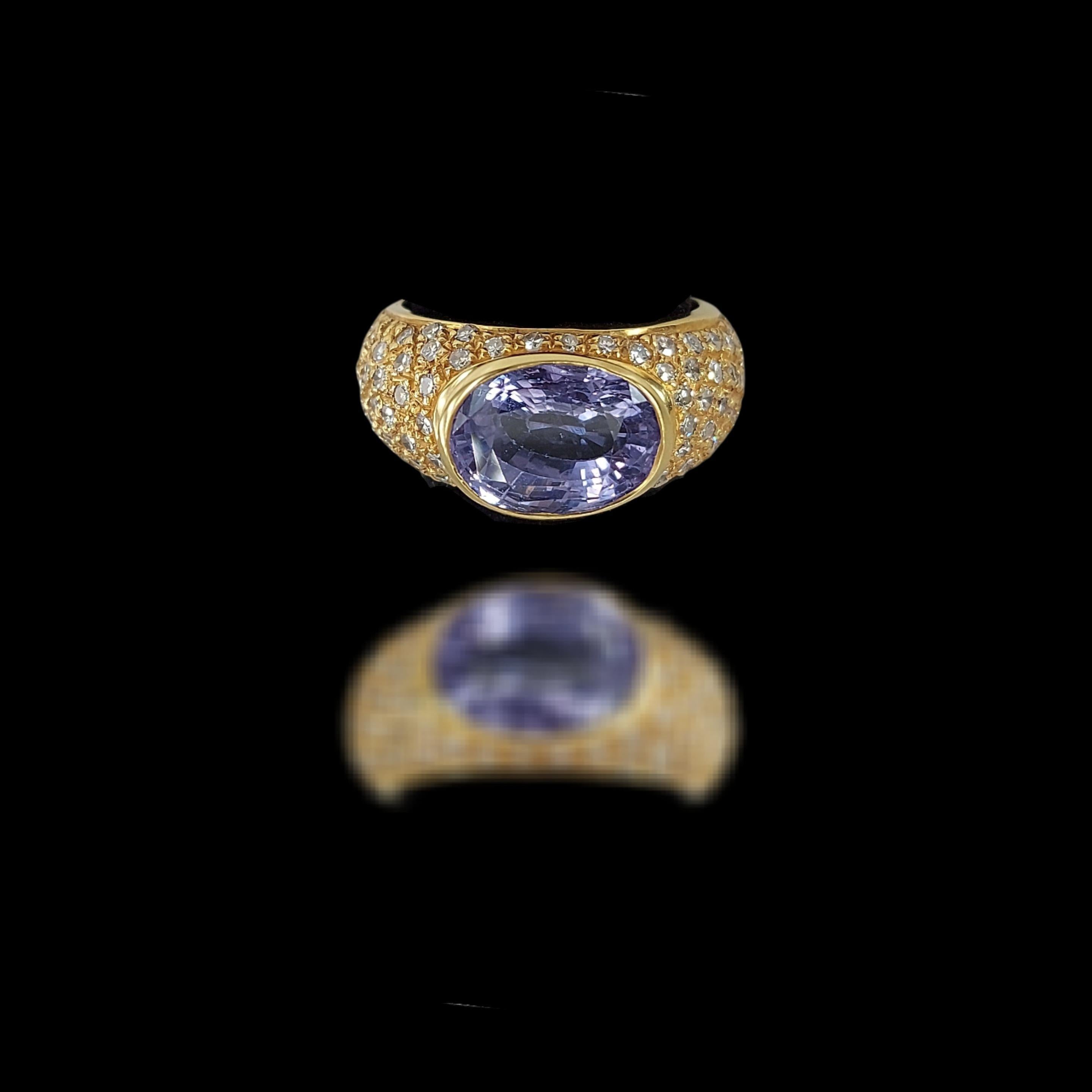 Women's or Men's 18kt Yellow Gold Ring with 4ct Purple Ceylon Sapphire, 1ct Diamonds For Sale