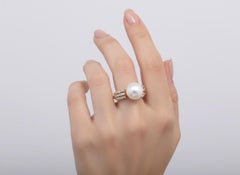 18kt yellow Gold Ring with Diamonds & Pearl