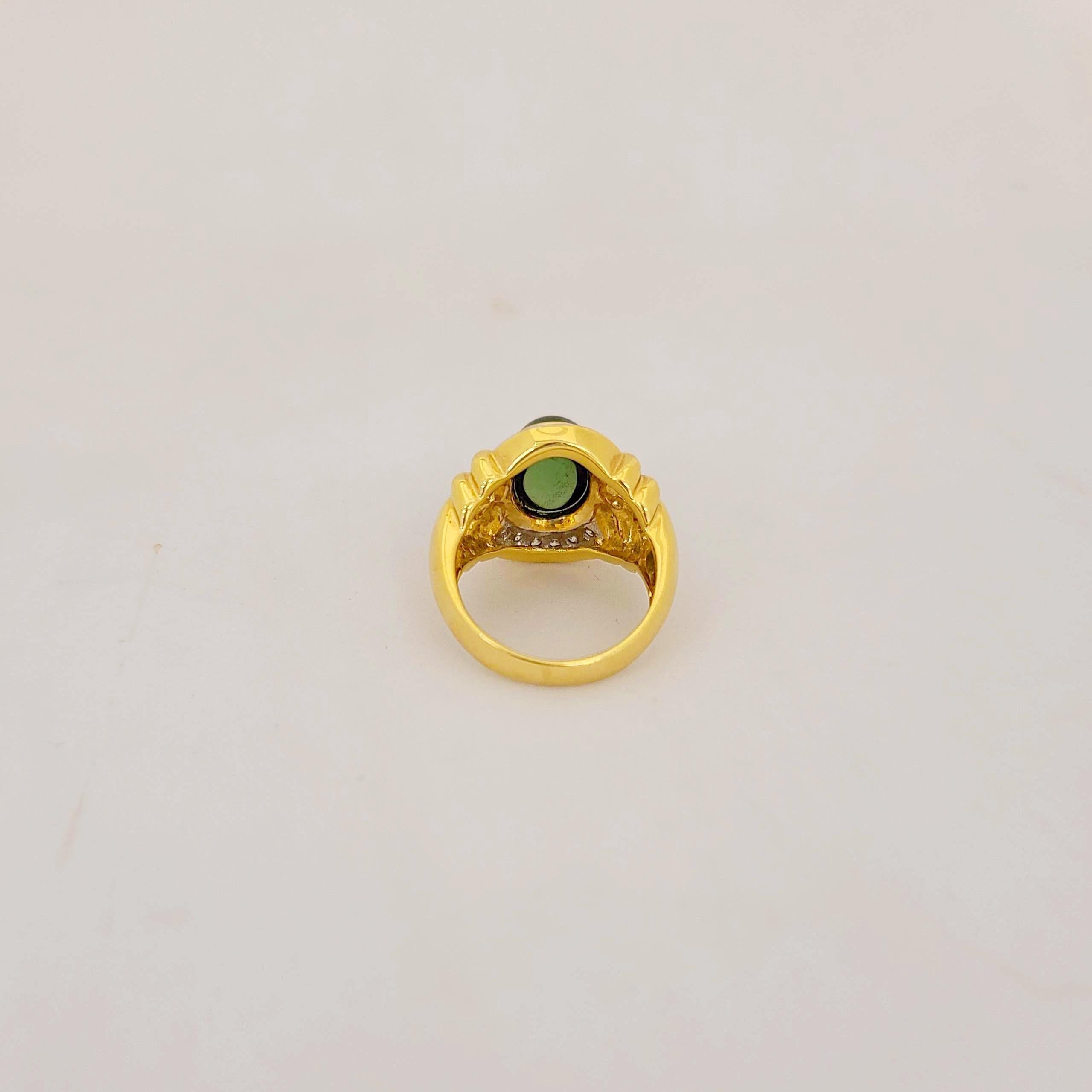 18 Karat Gelbgold Ring mit grünem Turmalin und .25 Karat Diamanten im Zustand „Neu“ im Angebot in New York, NY