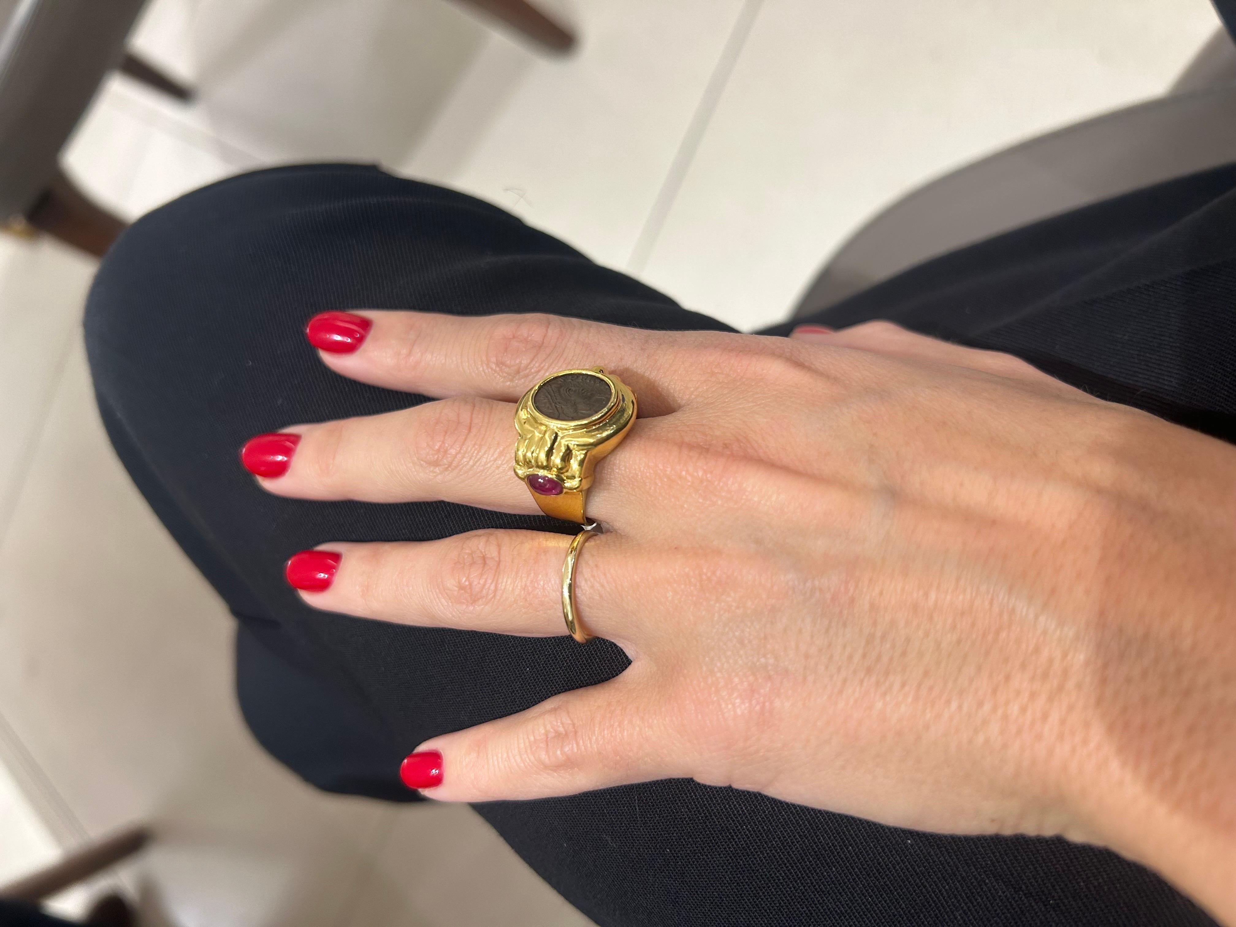 18KT Yellow Gold Ring with Indian Head Coin and  Cabochon Rubies For Sale 3