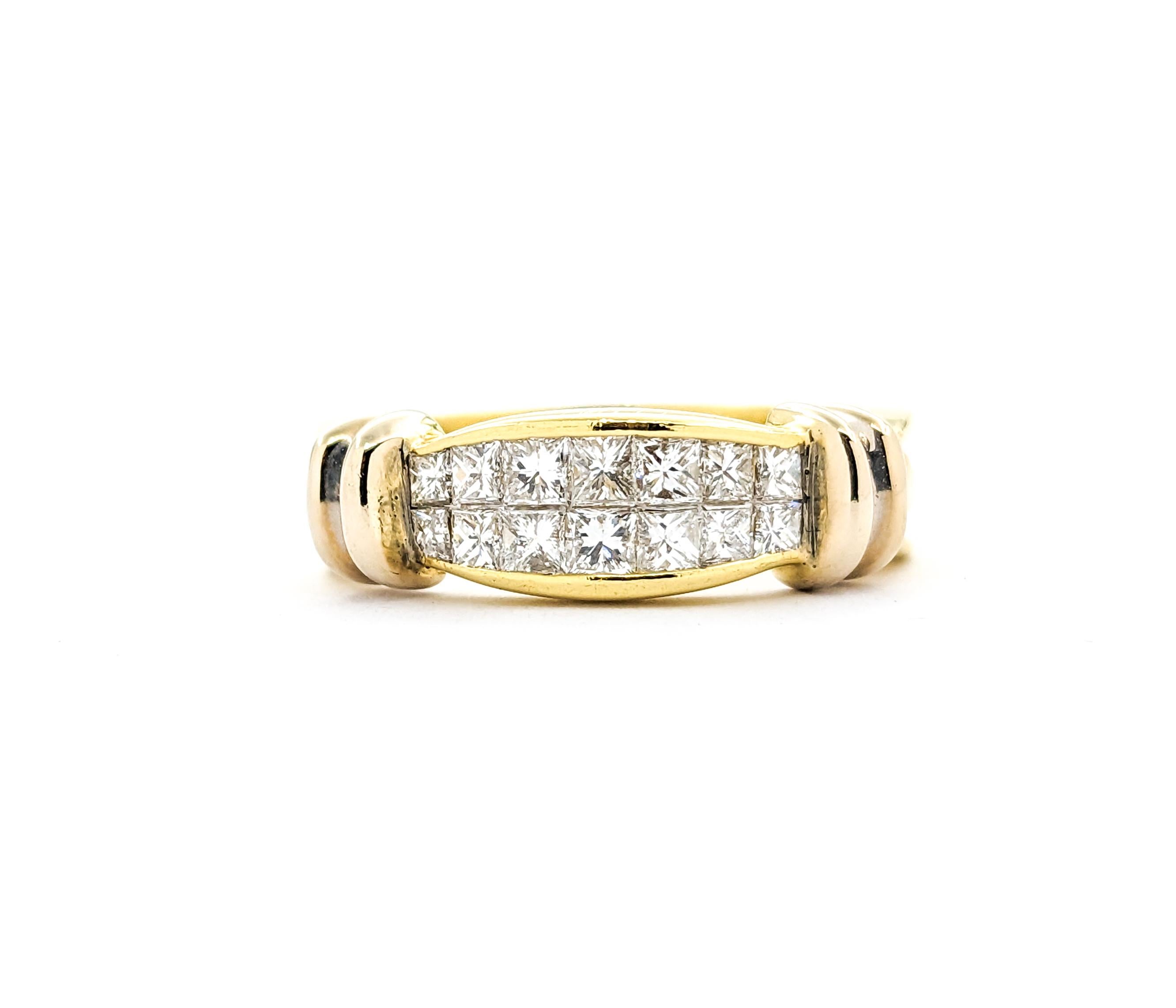 18kt Yellow Gold Ring With Invisible Set Diamonds For Sale 5