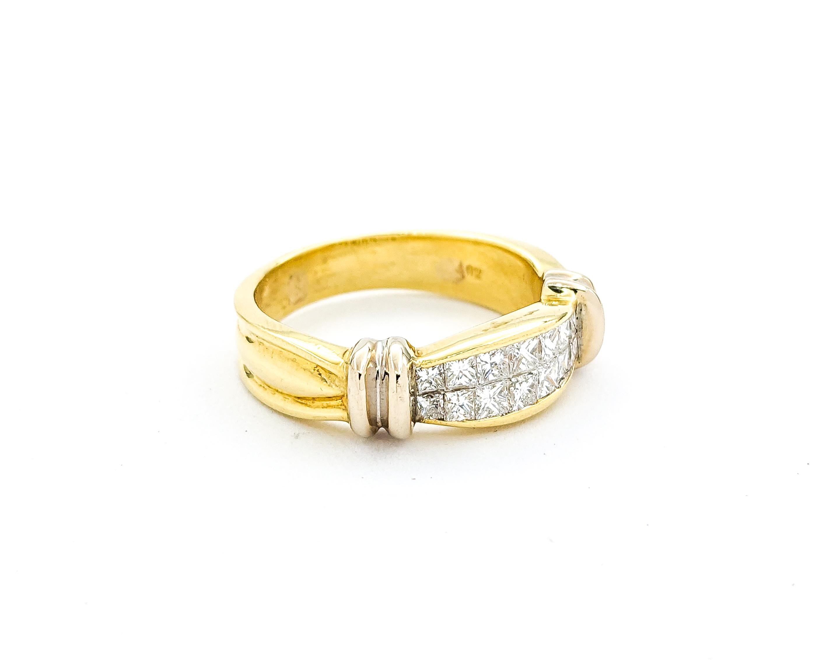 18kt Yellow Gold Ring With Invisible Set Diamonds For Sale 1