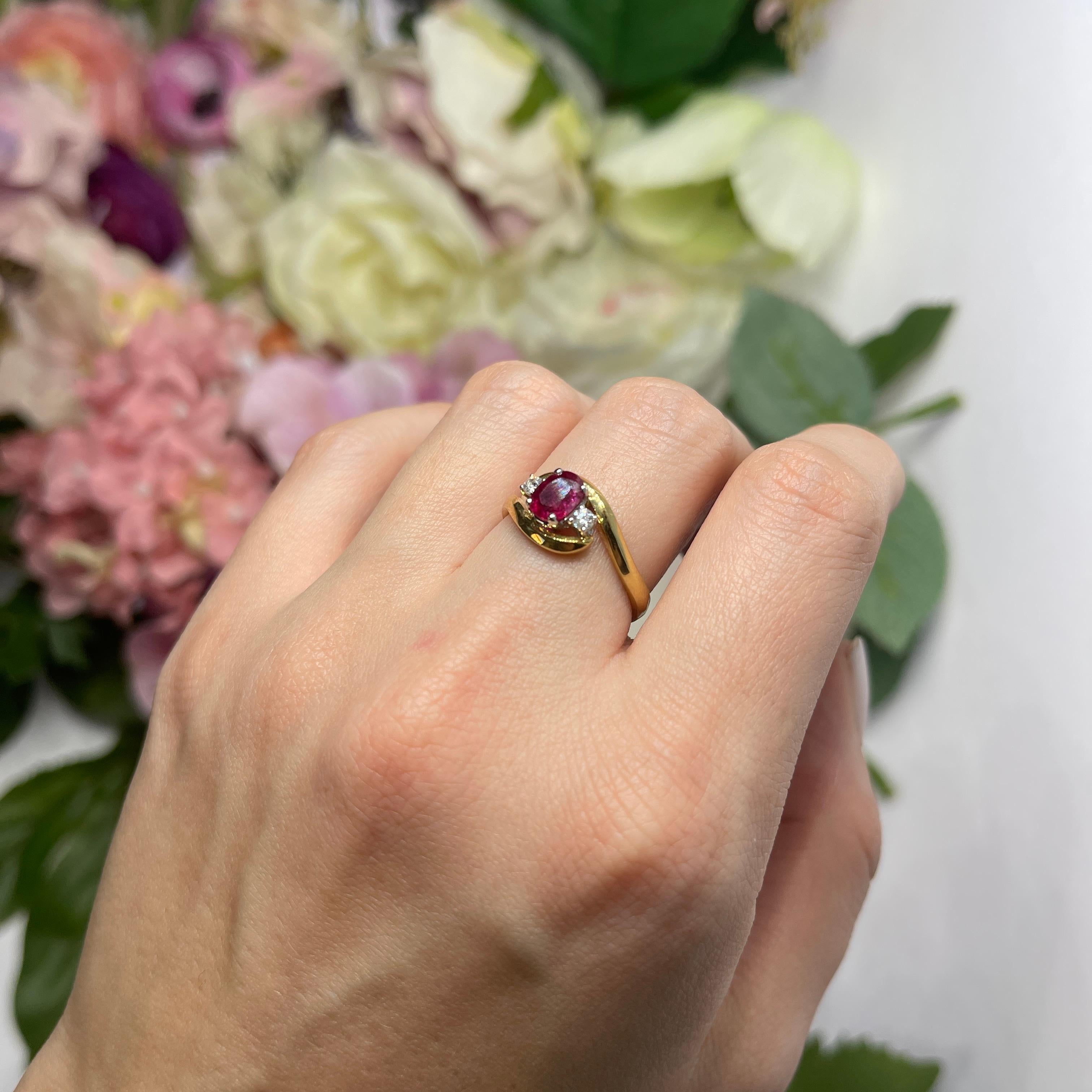 18kt Yellow Gold Ring with Oval Ruby and Diamond Accents For Sale 3