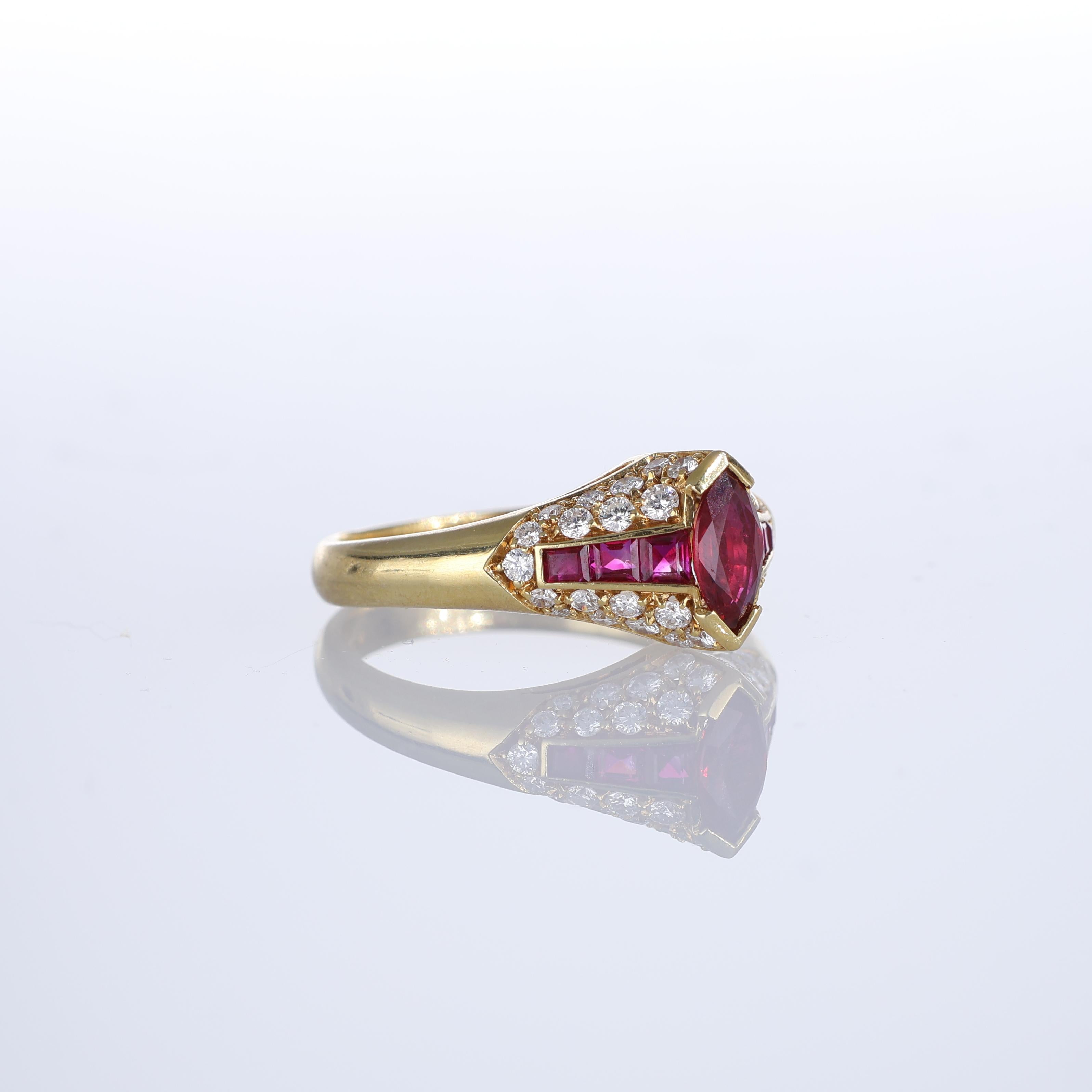 Brilliant Cut 18kt Yellow Gold Ring with Ruby Baguettes and Diamonds For Sale