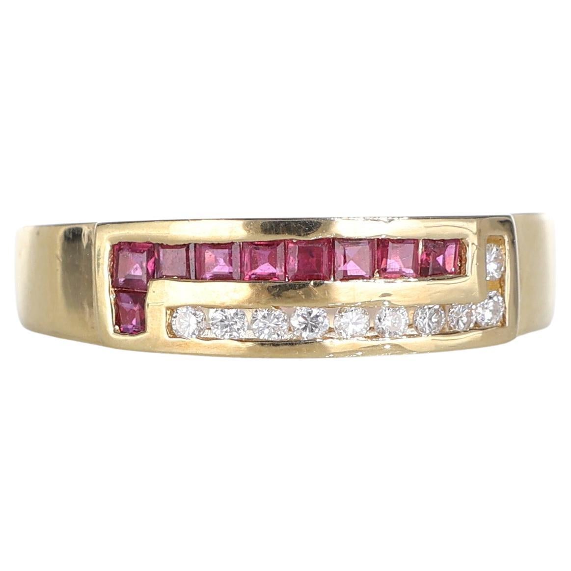 18kt Yellow Gold Ring with Ruby Baguettes and Diamonds