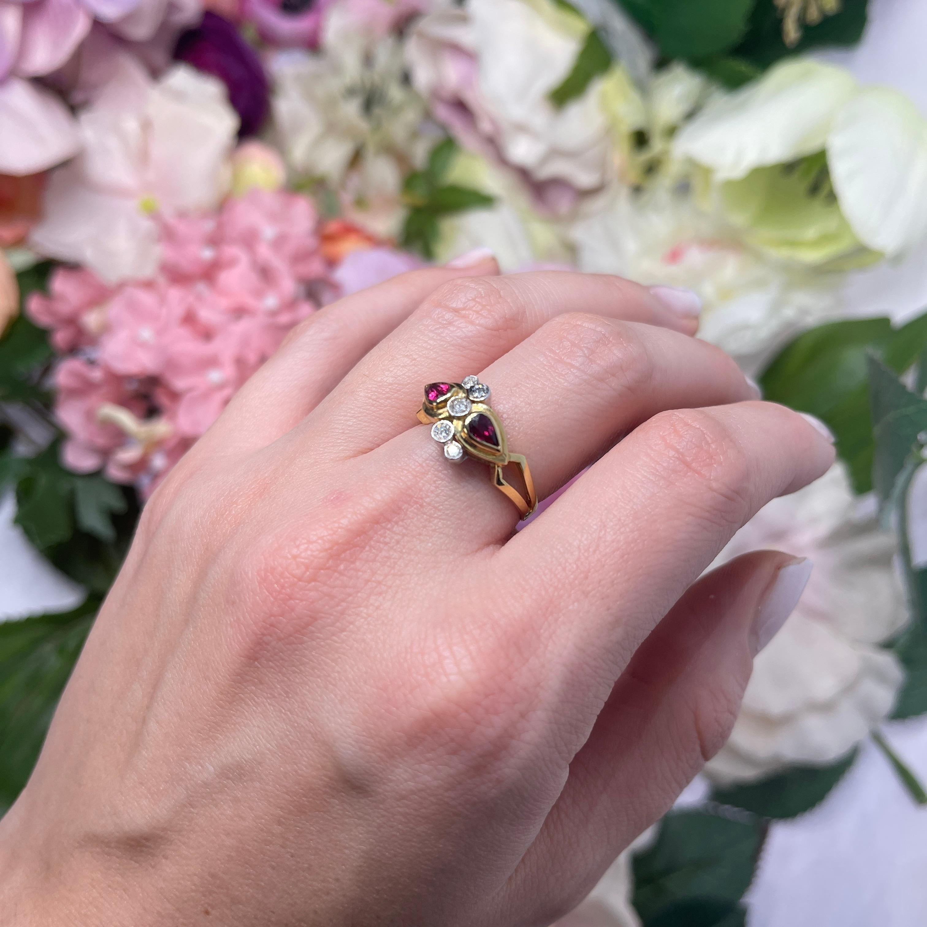 18kt Yellow Gold Ring with Ruby Drops and Diamonds For Sale 5