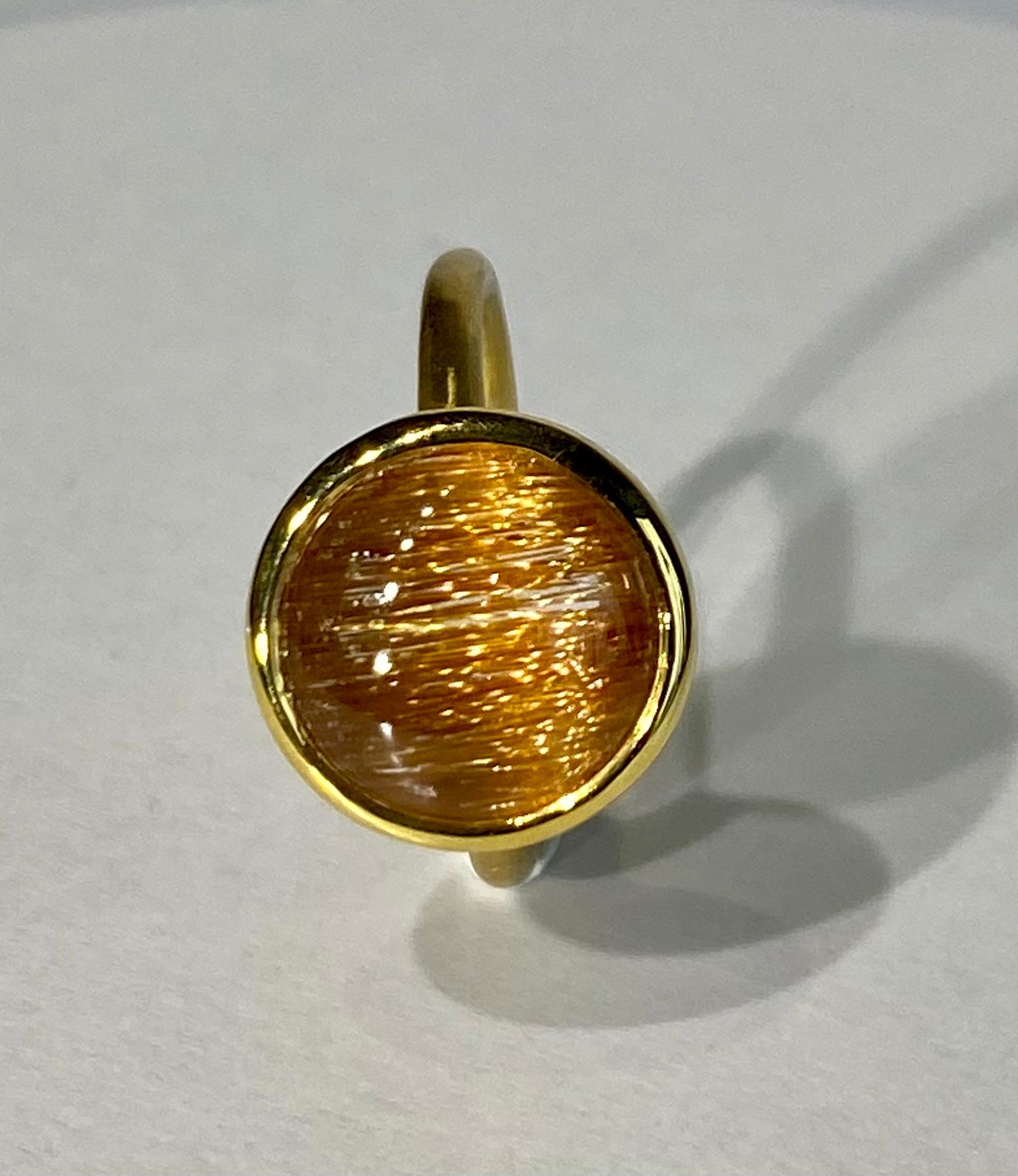 Contemporary 18kt Brushed Yellow Gold Ring set with a Rutile Quartz Cabochon For Sale