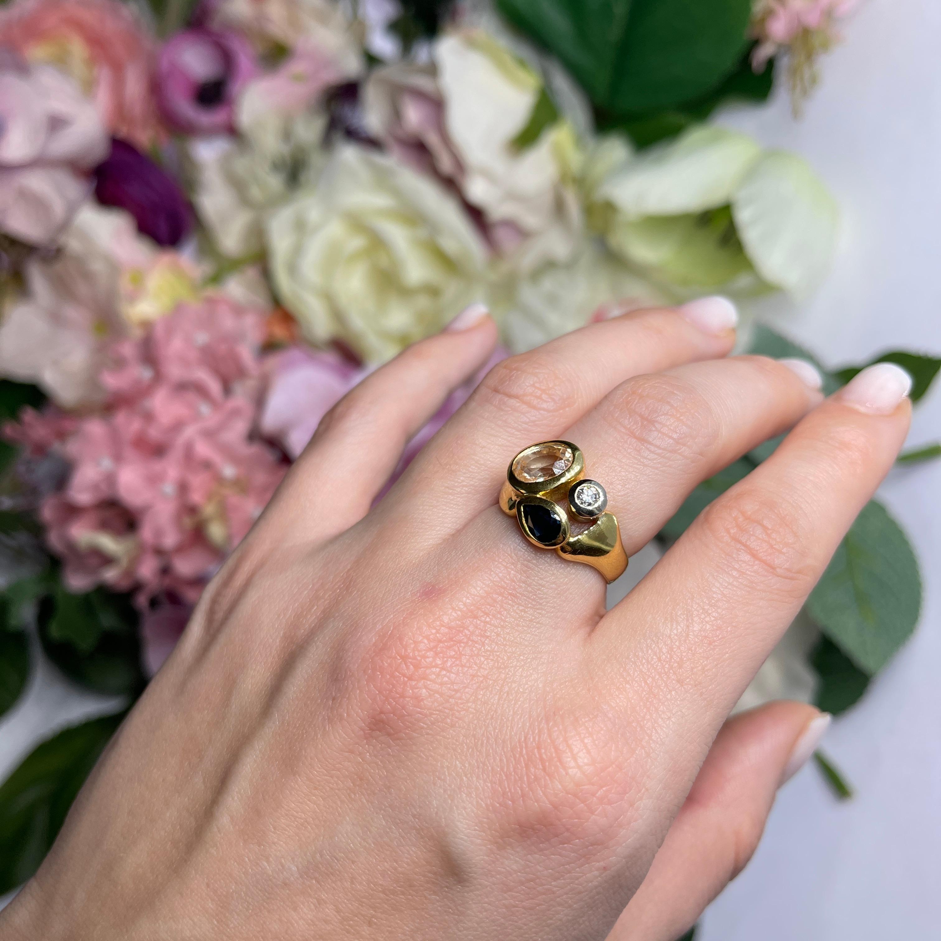 18kt Yellow Gold Ring with Yellow Sapphire, Blue Sapphire, and Diamond For Sale 3
