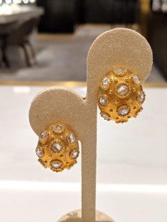 18 Karat Yellow Gold and Rose Cut 3.93 Carat Diamond Bombay Oval Earrings