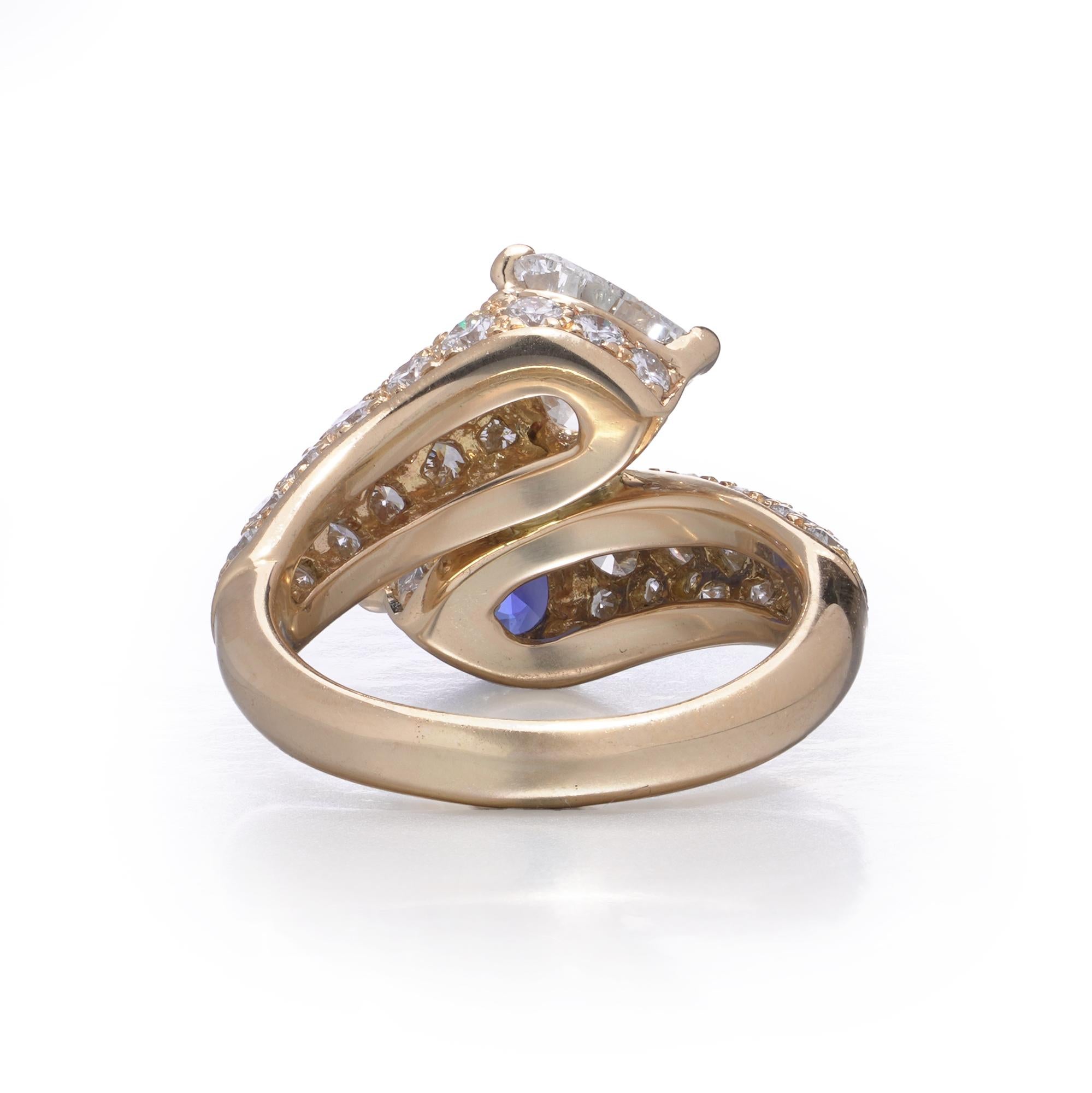 Bague croisée saphir et diamant en or jaune 18kt Bon état - En vente à Braintree, GB