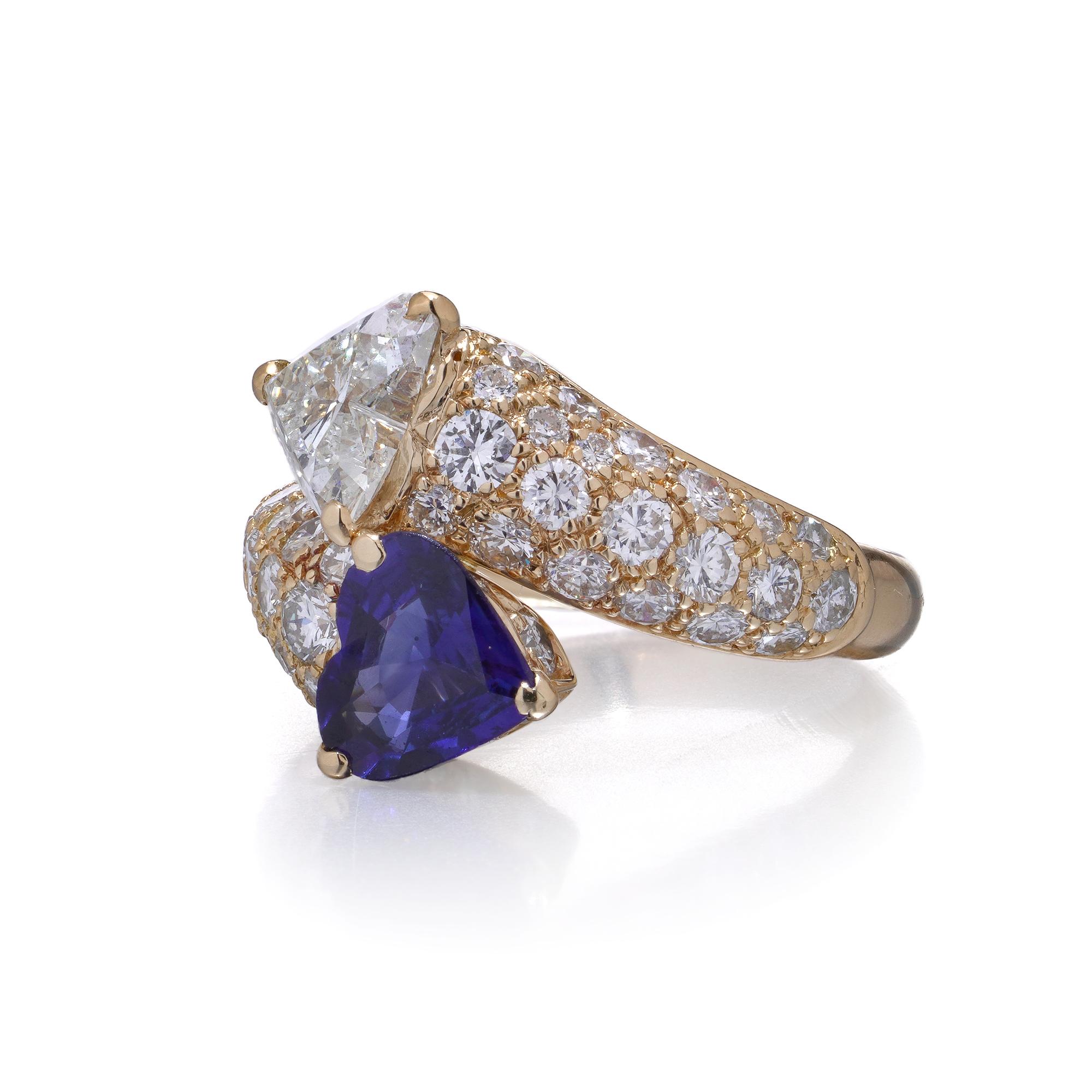 Bague croisée saphir et diamant en or jaune 18kt Pour femmes en vente