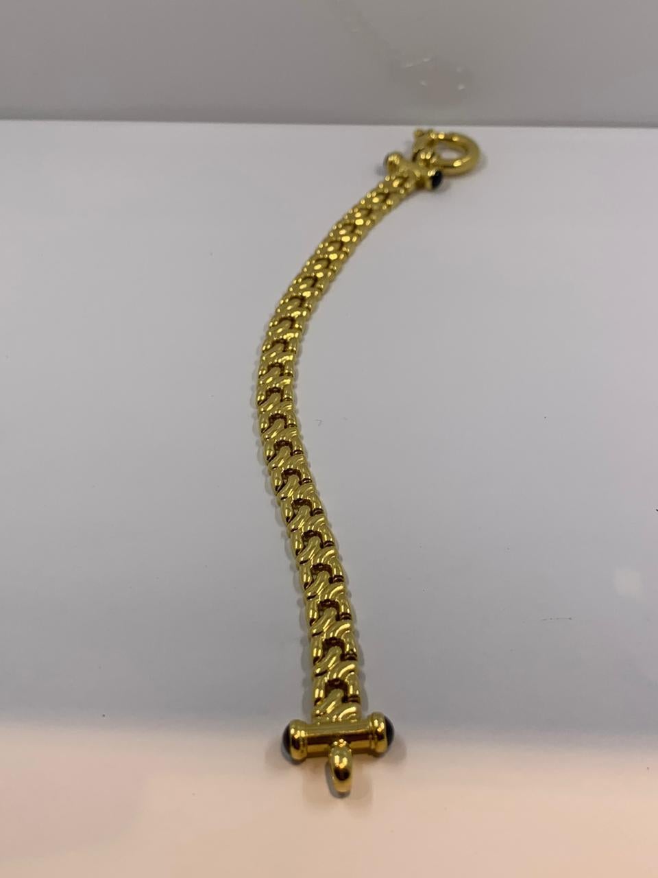 18 Karat Yellow Gold Sapphire End Bracelet, 19.2 Grams In New Condition For Sale In Wilmington, DE
