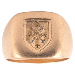 Antique 18kt Yellow Gold Signet Family Crest Men's Ring