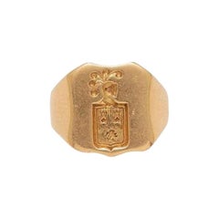 Antique 18kt Yellow Gold Signet Family Crest Ring
