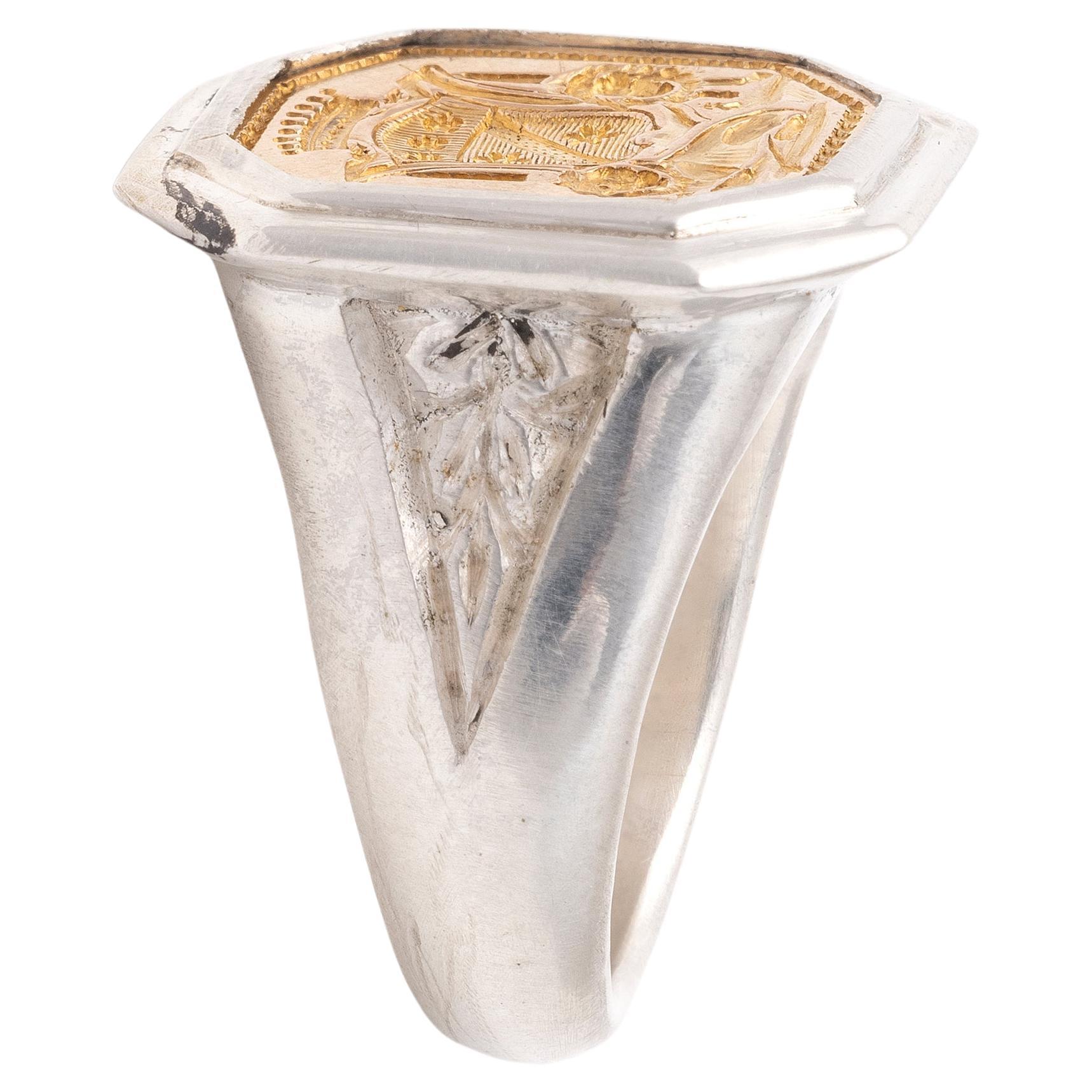 Neoclassical Gold & Silver French Signet Ring 1780’s In Excellent Condition For Sale In Firenze, IT